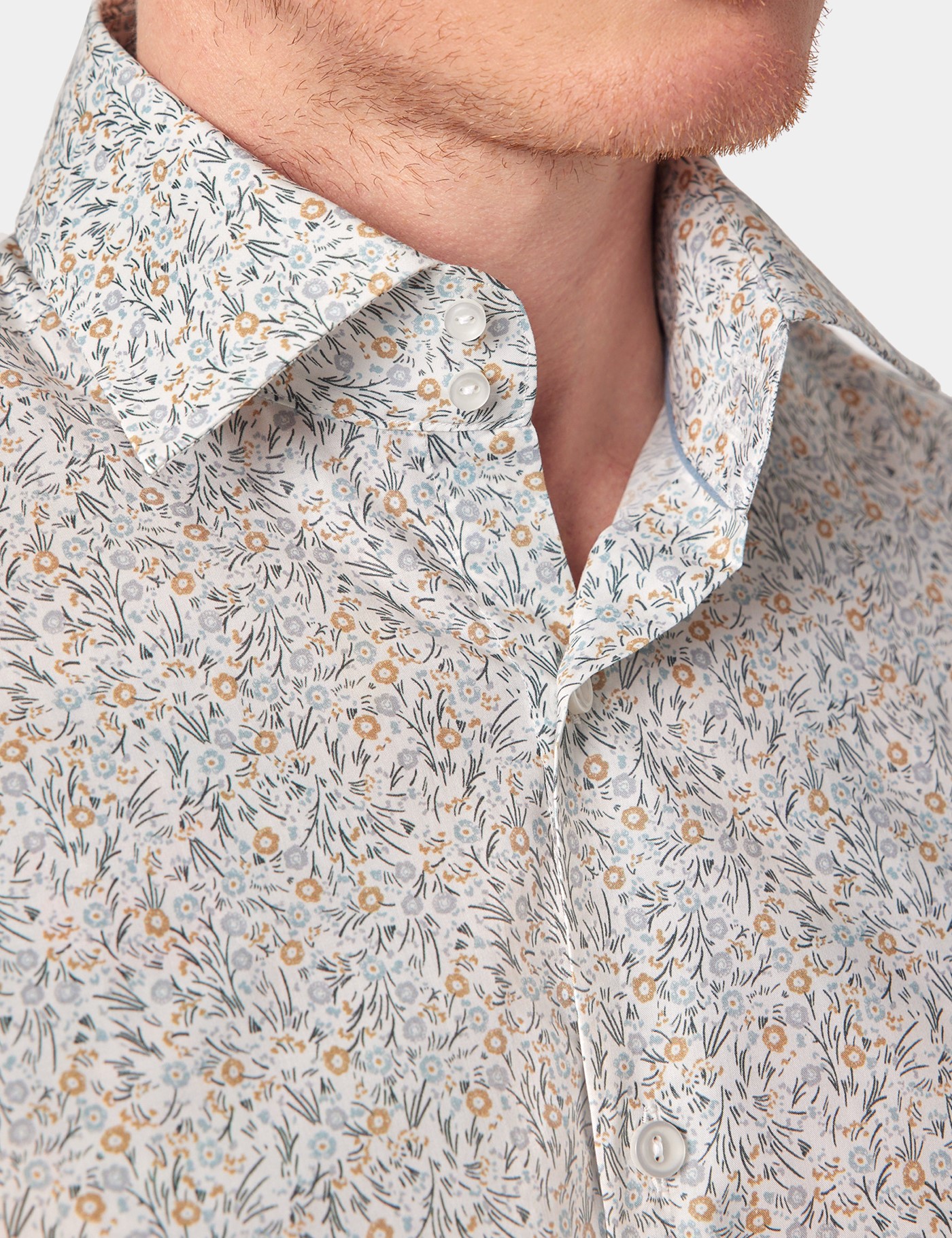 Hawes & Curtis Slim Fit Cream & Green Ditsy Floral Curtis Shirt Size: XXXL image 2
