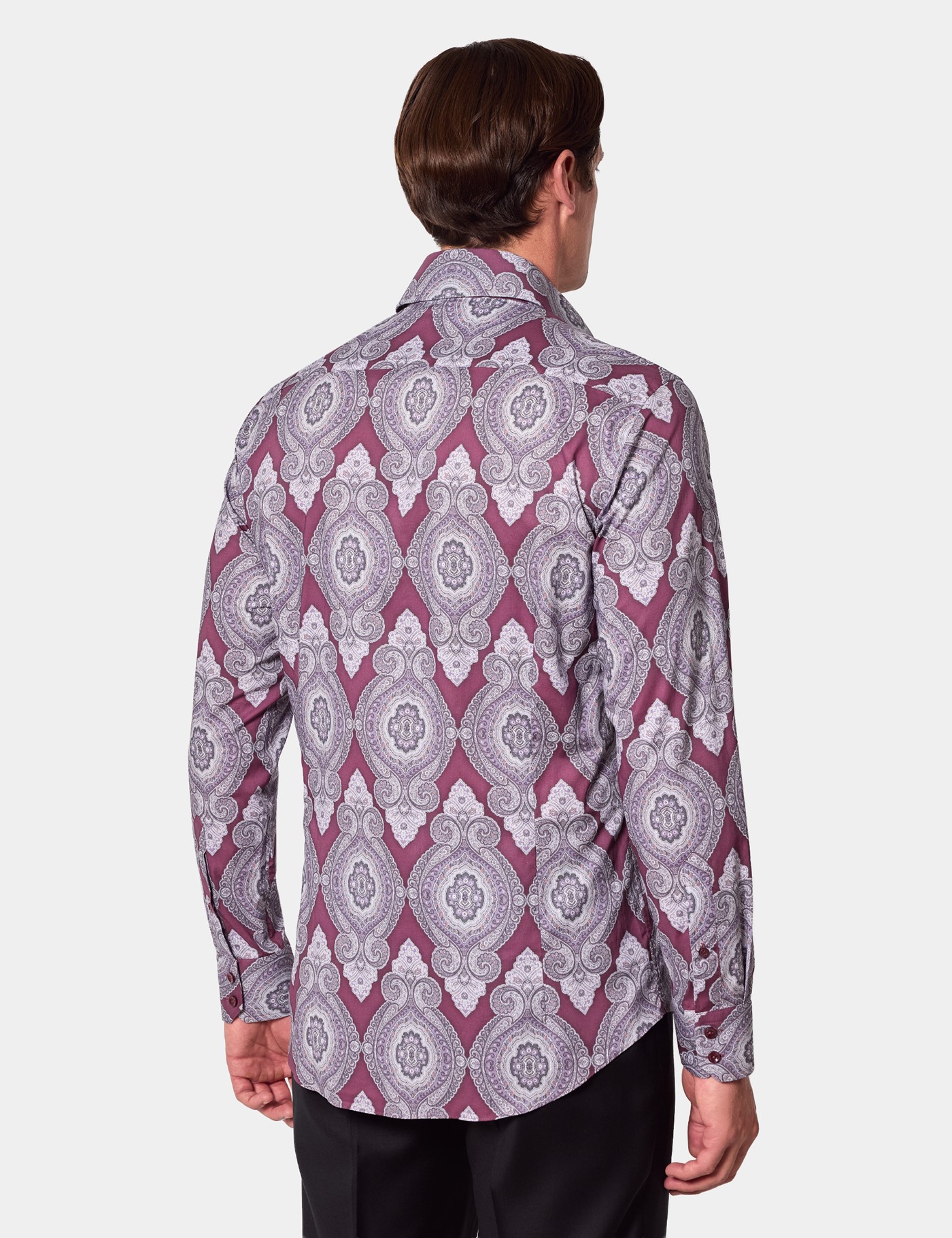 Hawes & Curtis Slim Fit Wine & White Paisley Curtis Shirt Size: Small image 3