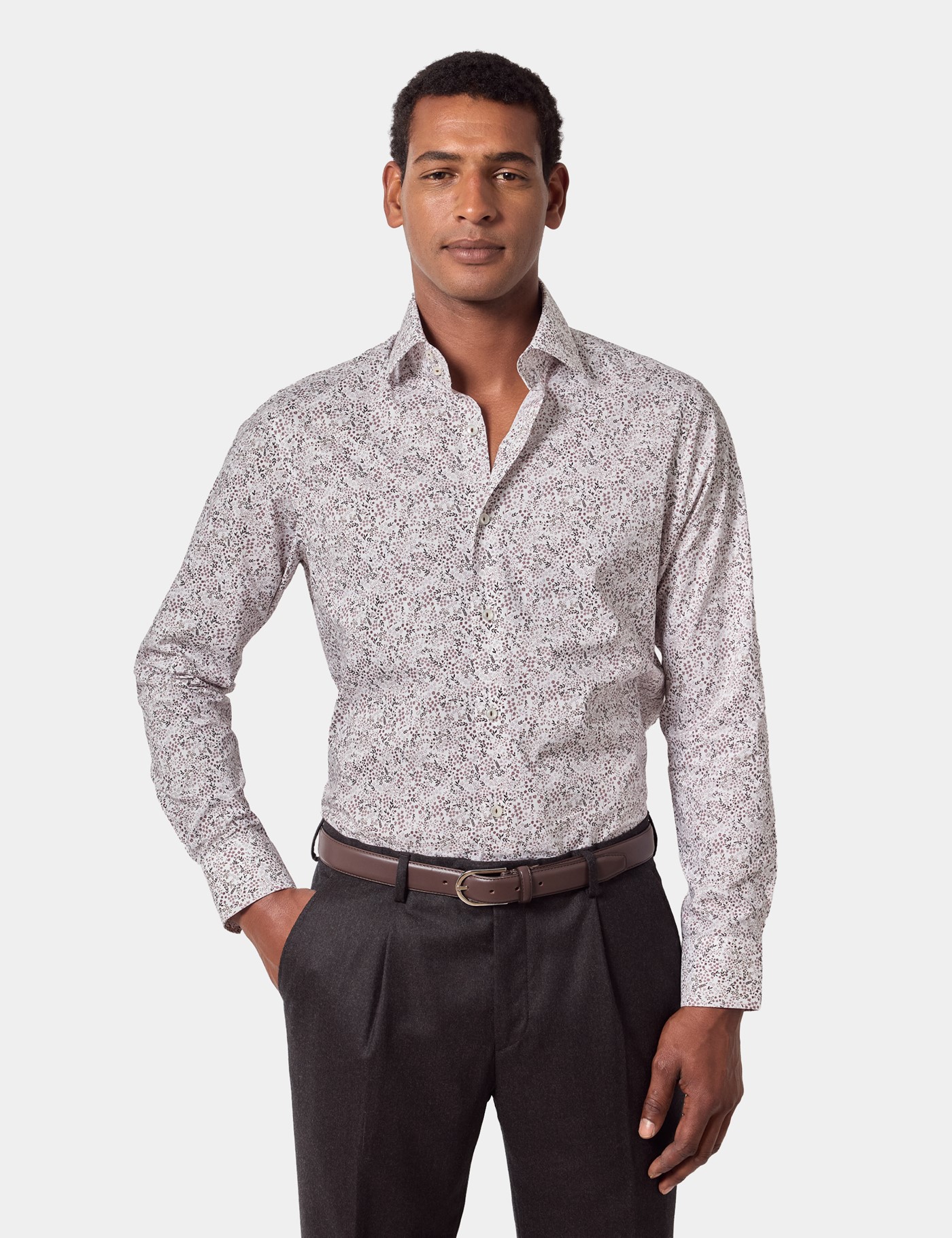 Hawes & Curtis Slim Fit White & Brown Floral Curtis Shirt Size: Large | Long