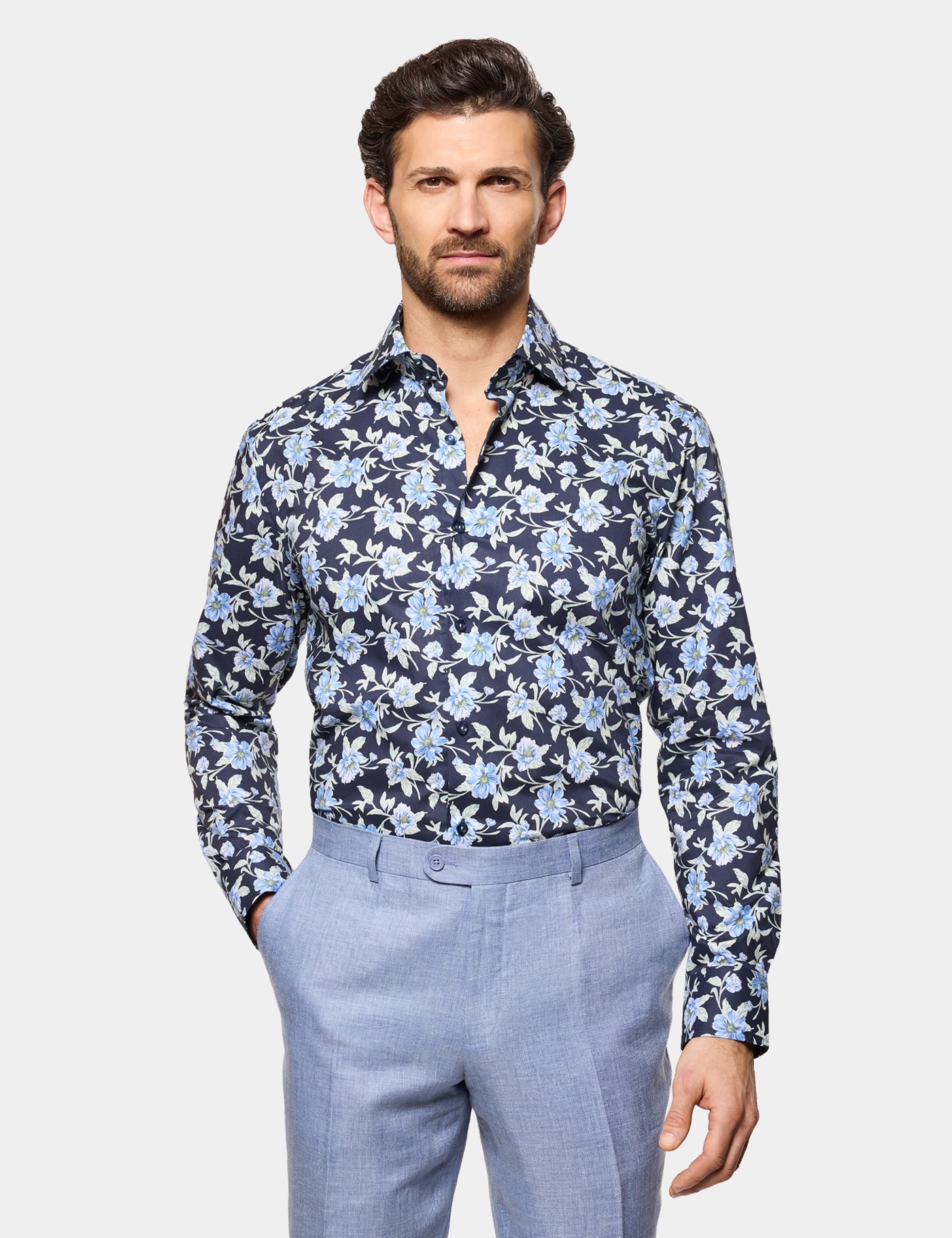 Hawes & Curtis Slim Fit Navy & Blue Floral Curtis Shirt Size: Medium | Long