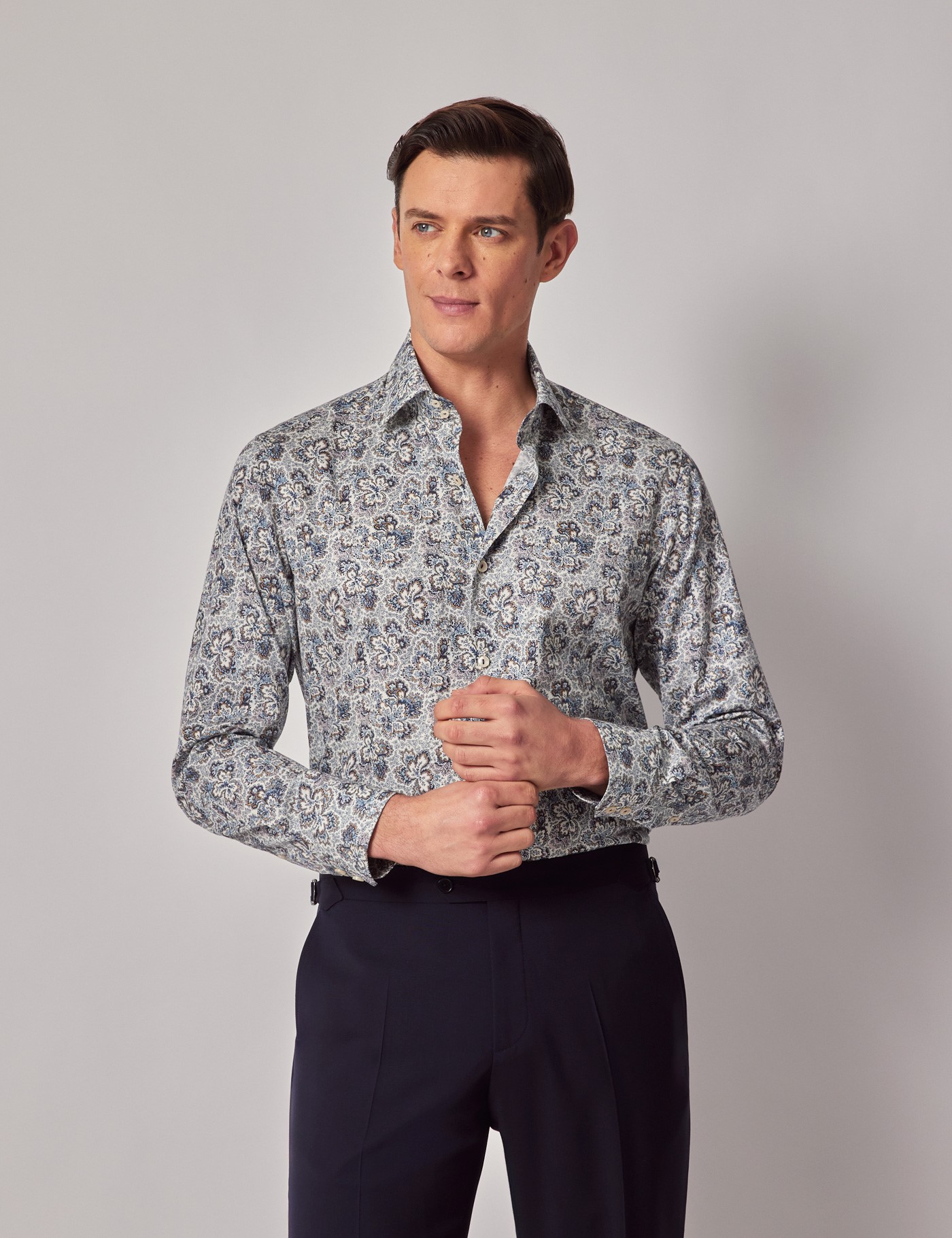 Hawes & Curtis Slim Fit Cream & Blue Floral Diamond Weave Curtis Shirt Size: XXXL