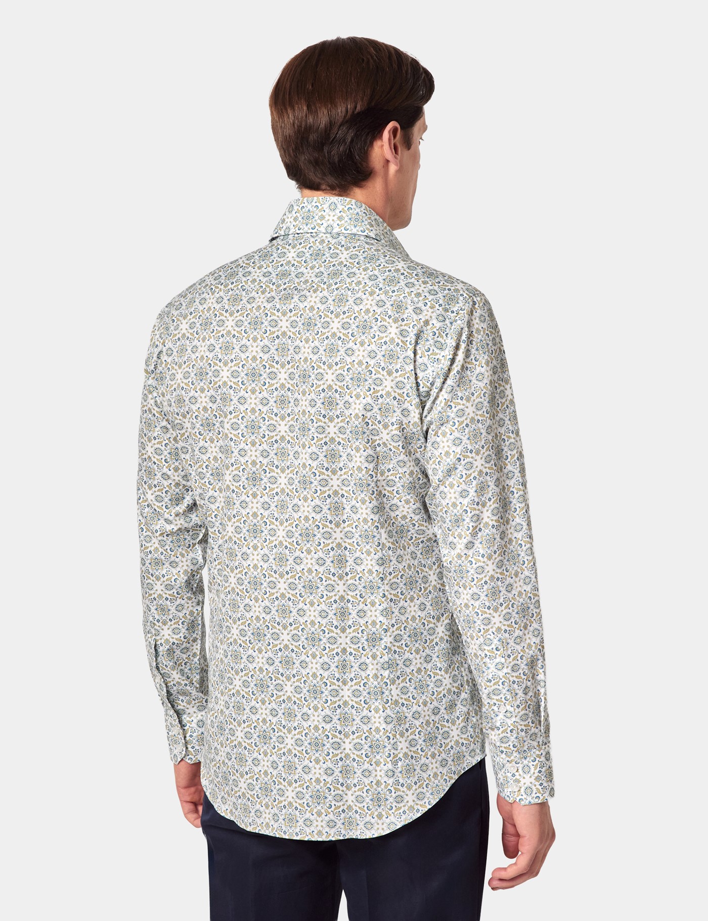 Hawes & Curtis Slim Fit White & Green Geometric Diamond Weave Curtis Shirt Size: Medium | Long image 4