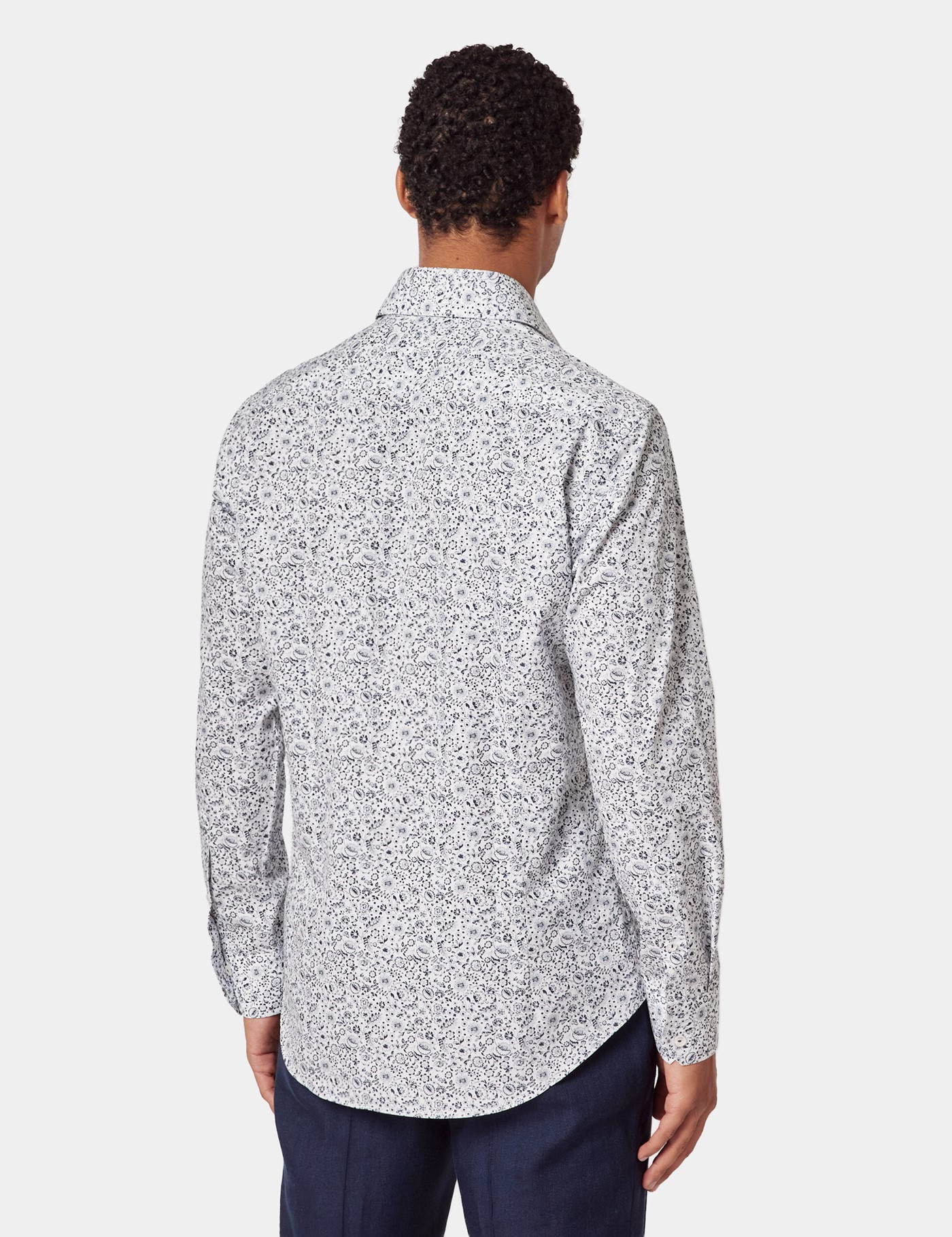 Hawes & Curtis Slim Fit White & Navy Floral Diamond Weave Curtis Shirt Size: XXL image 4