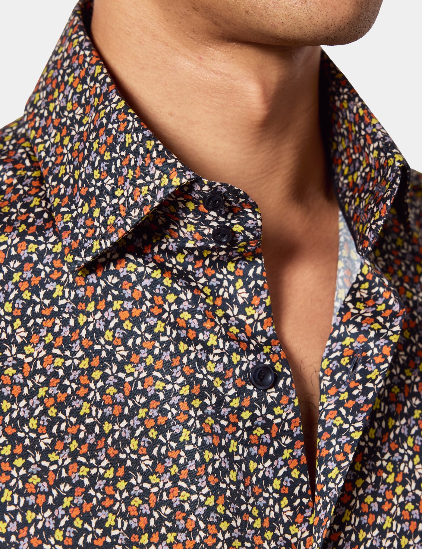 Hawes & Curtis Slim Fit Navy & Yellow Floral Curtis Shirt Size: Small image 2