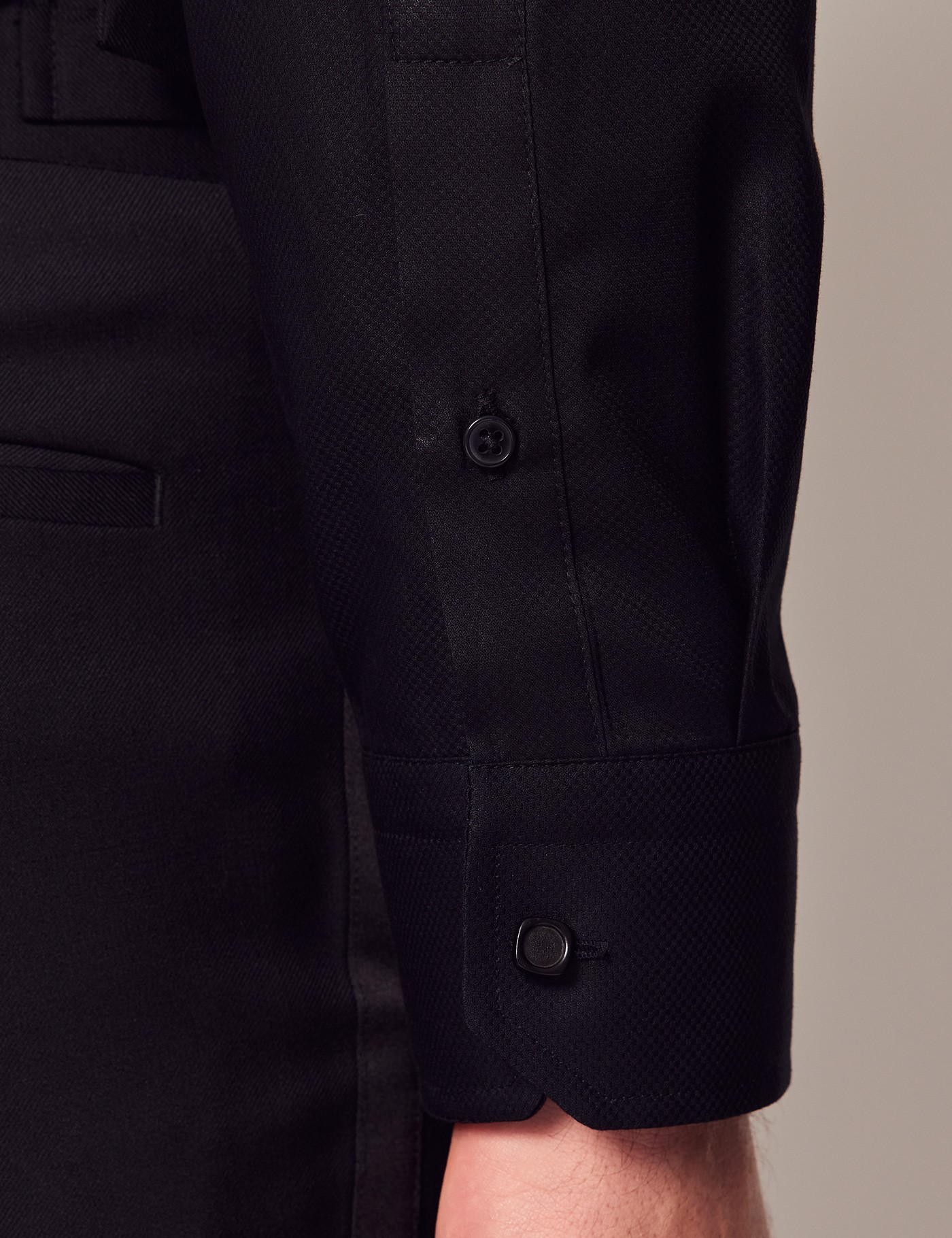 Men's Curtis Plain Black Poplin Relaxed Slim Fit Evening Shirt Hawes & Curtis