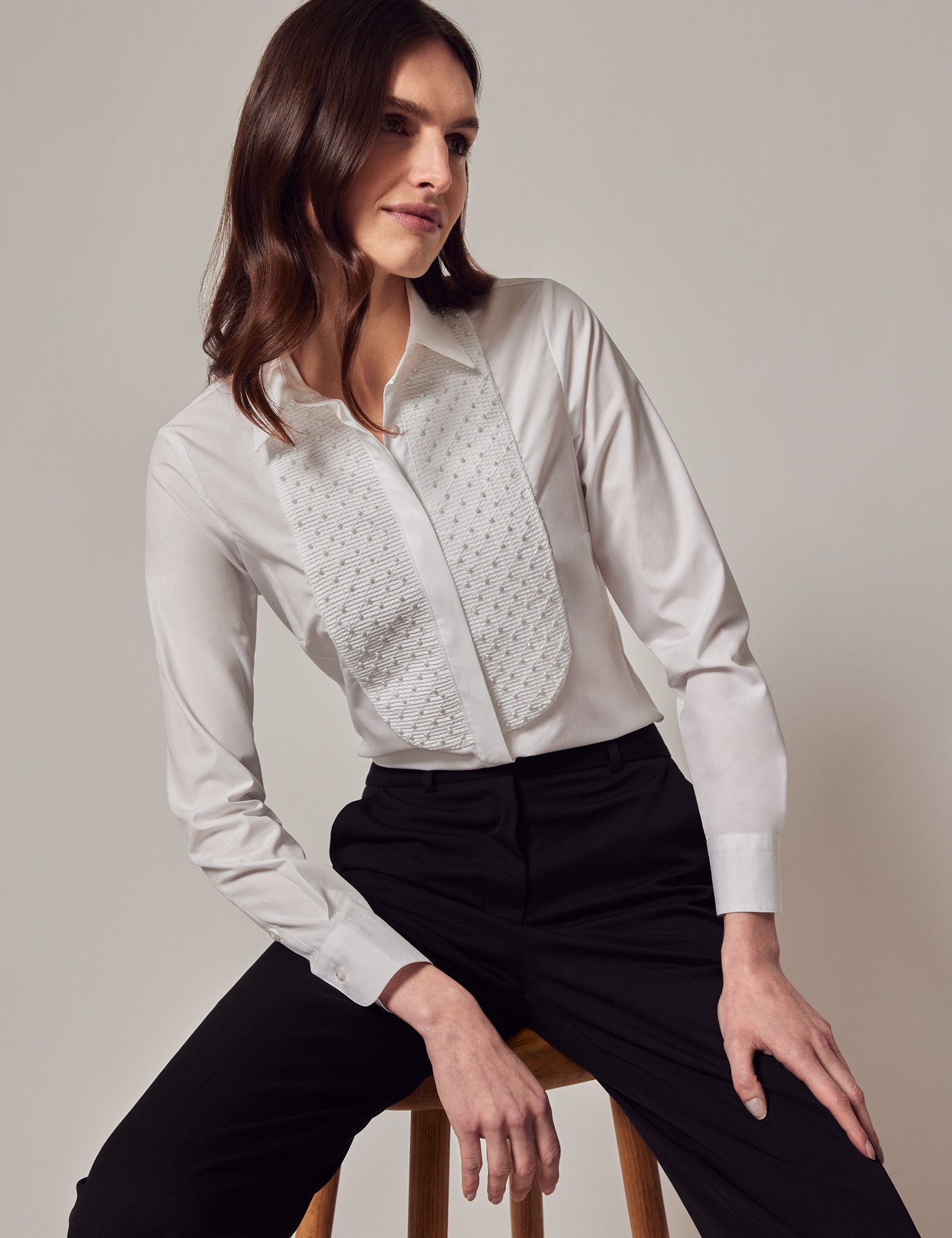 Women's White Semi Fitted Boutique Shirt with Pearl | Hawes & Curtis