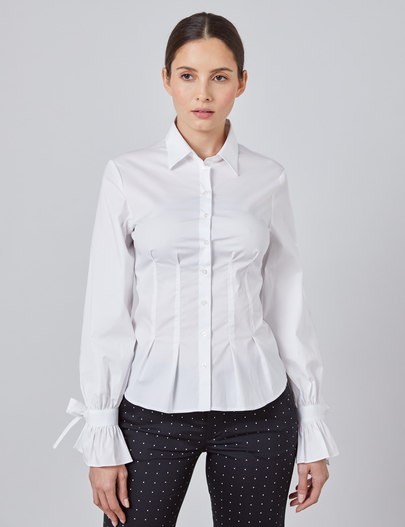 Image of Women's Boutique Semi-Fitted Shirt with Tie Cuffs in White Size  Hawes & Curtis