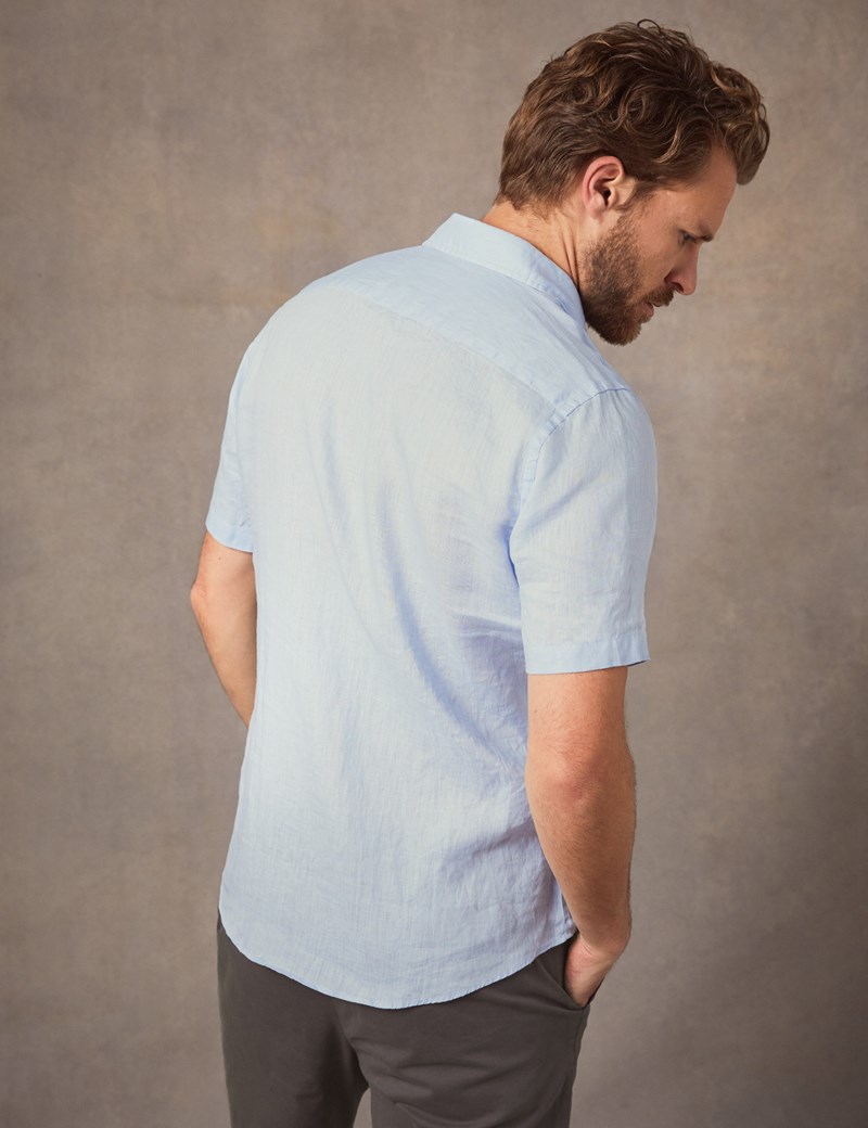 Men’s Blue Tailored Fit Short Sleeve Linen Shirt | Hawes & Curtis