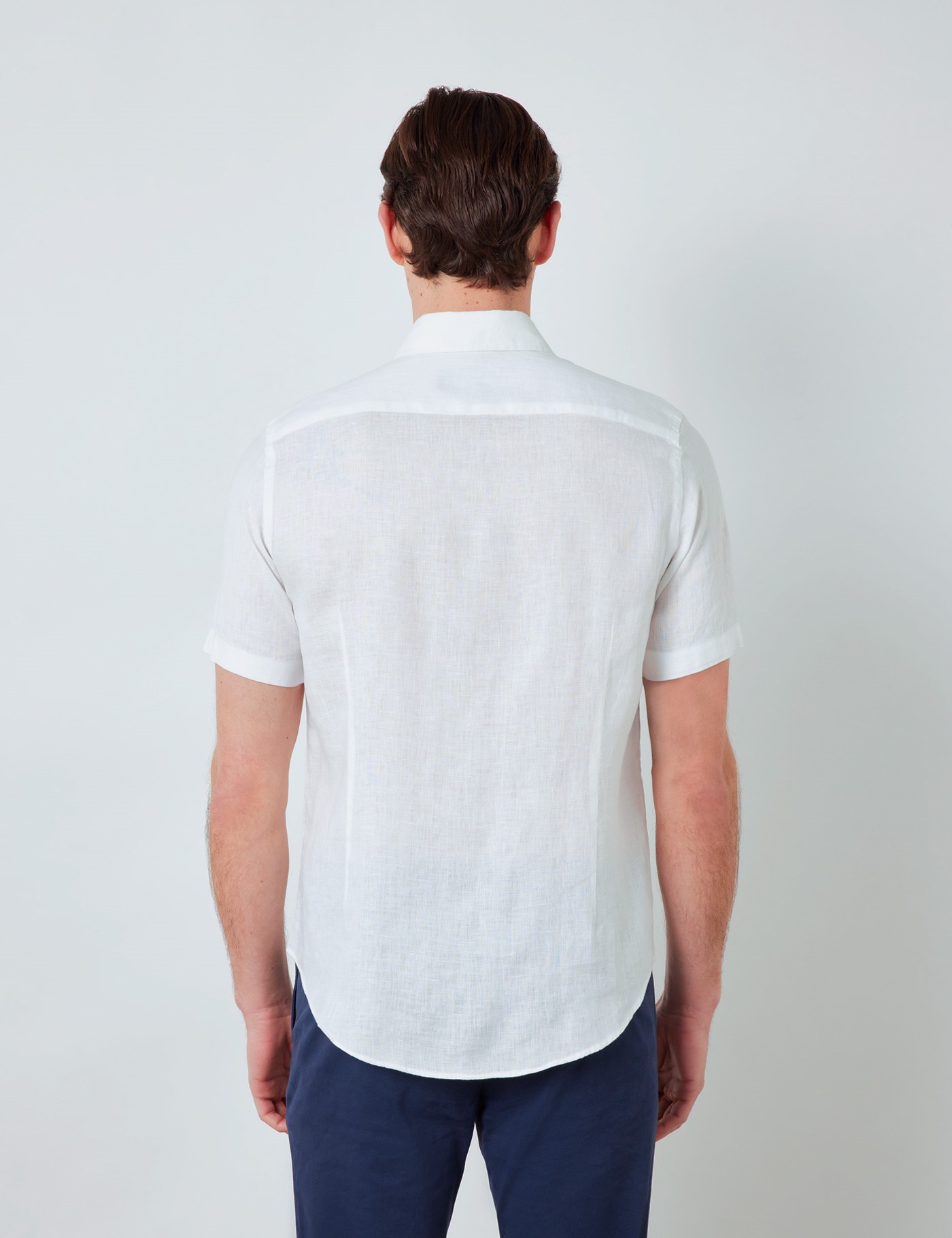 Linen Relaxed Slim Fit Short Sleeve Shirt in White| Hawes & Curtis