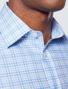 Bügelleichtes Kurzarm Hemd – Slim Fit – Kentkragen – hellblau kariert