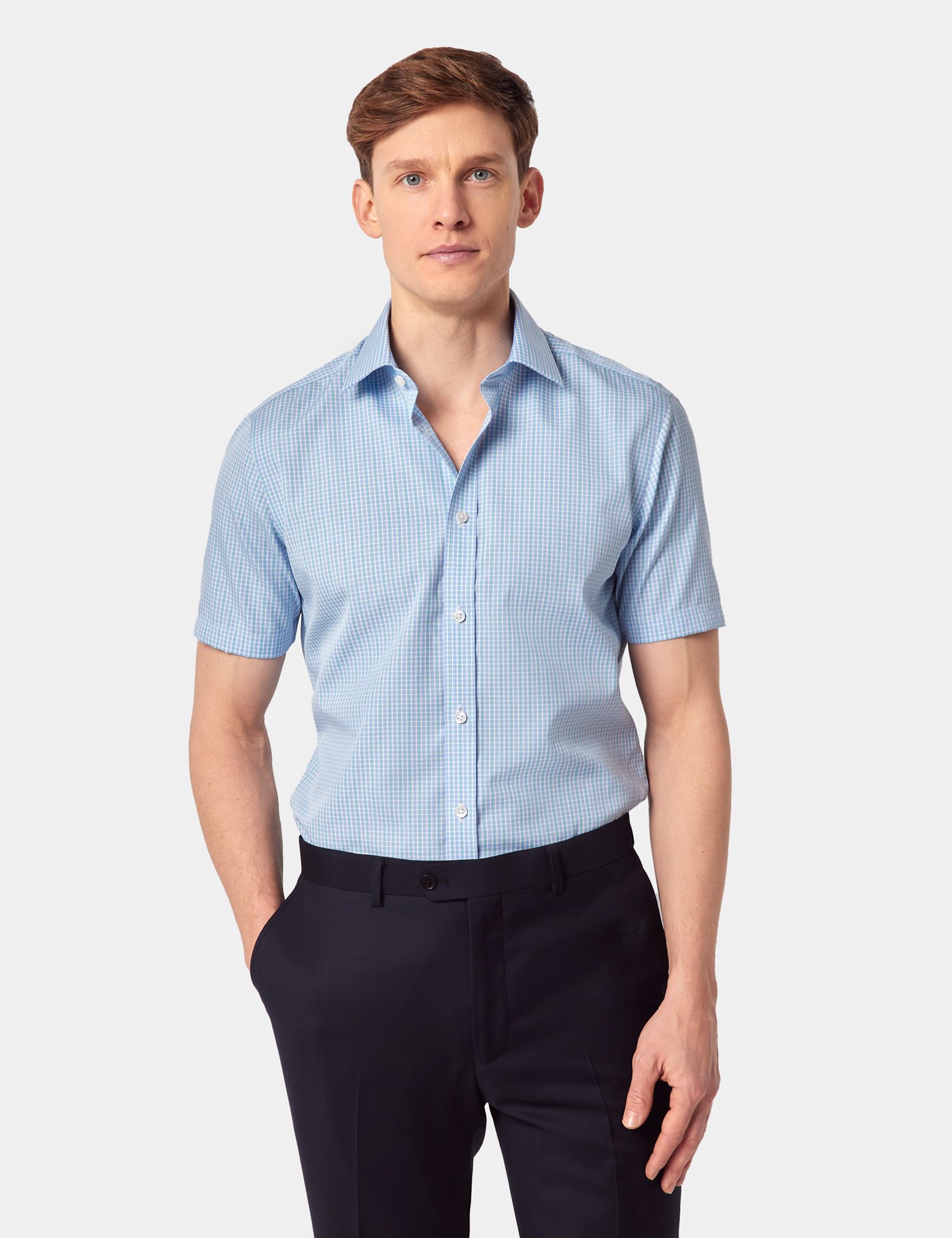Hawes & Curtis Slim Fit Blue & White Check Non-Iron Shirt | Short Sleeve Size: Small