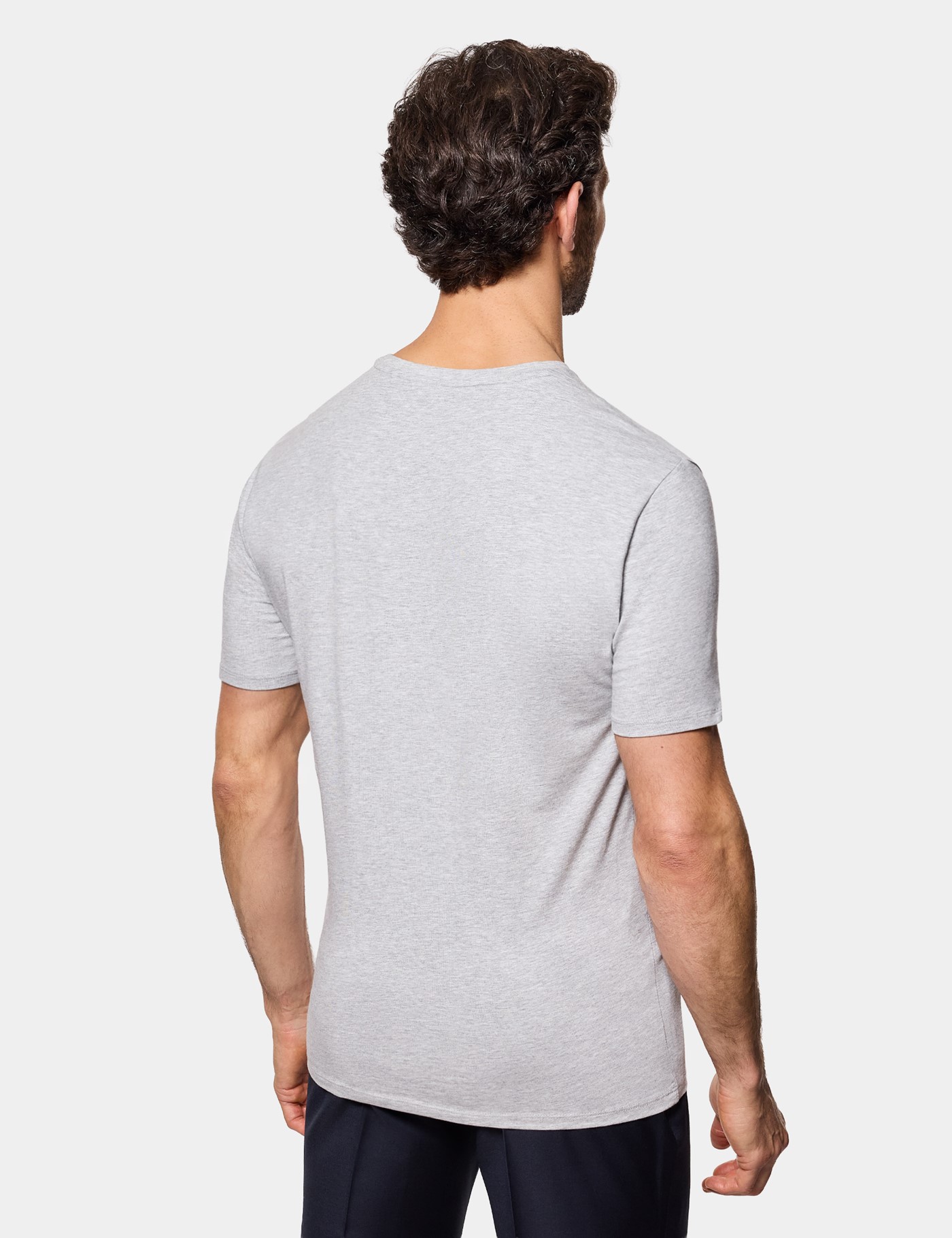 Hawes & Curtis Regular Fit 3-Pack Light Grey T-Shirts Size: Medium image 4