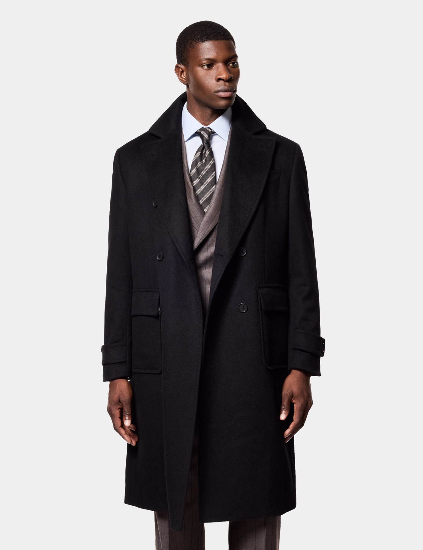 Hawes & Curtis Black Overcoat Size: 40 (EU 50)