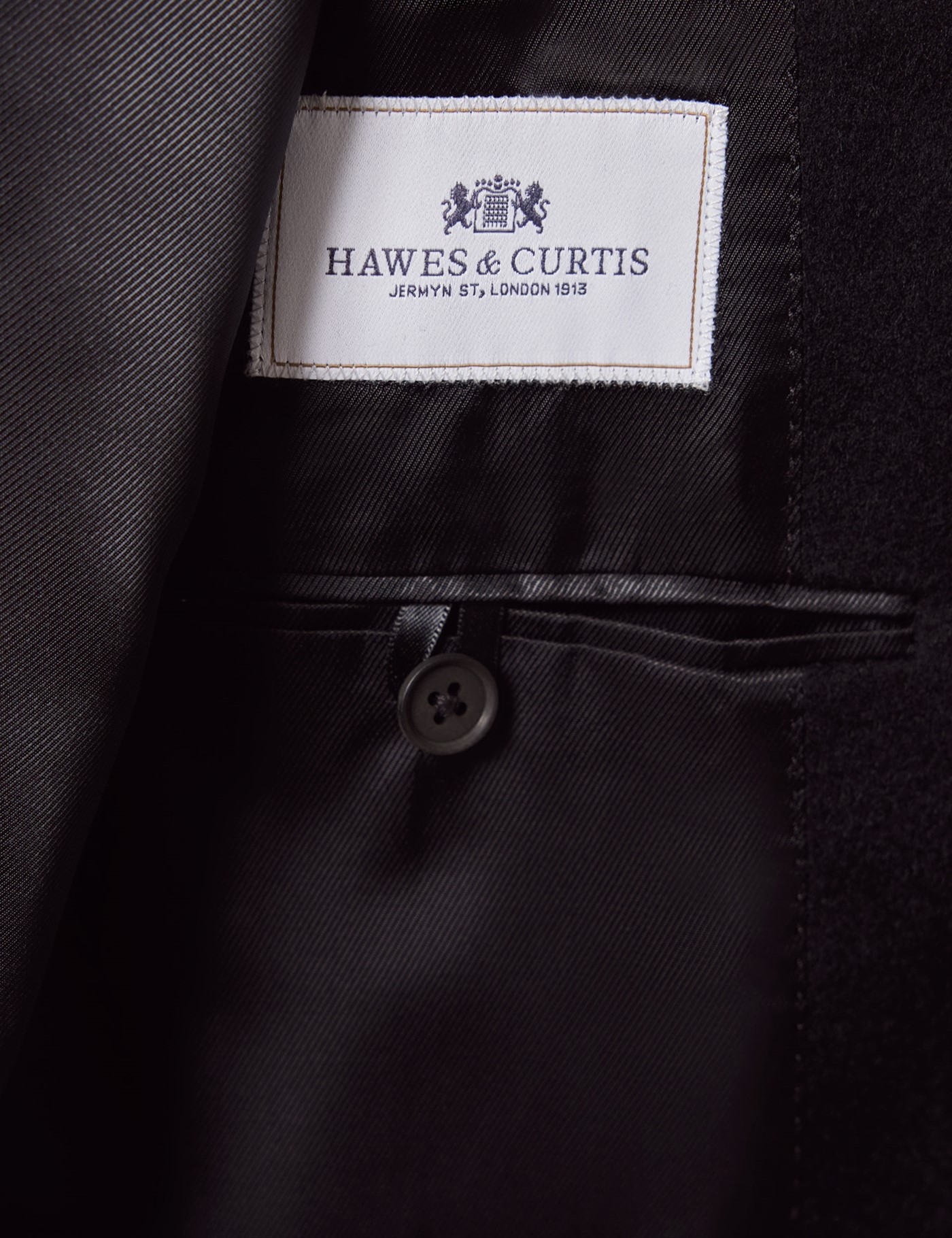 Hawes & Curtis Black Overcoat Size: 46 reg (EU 56) image 4