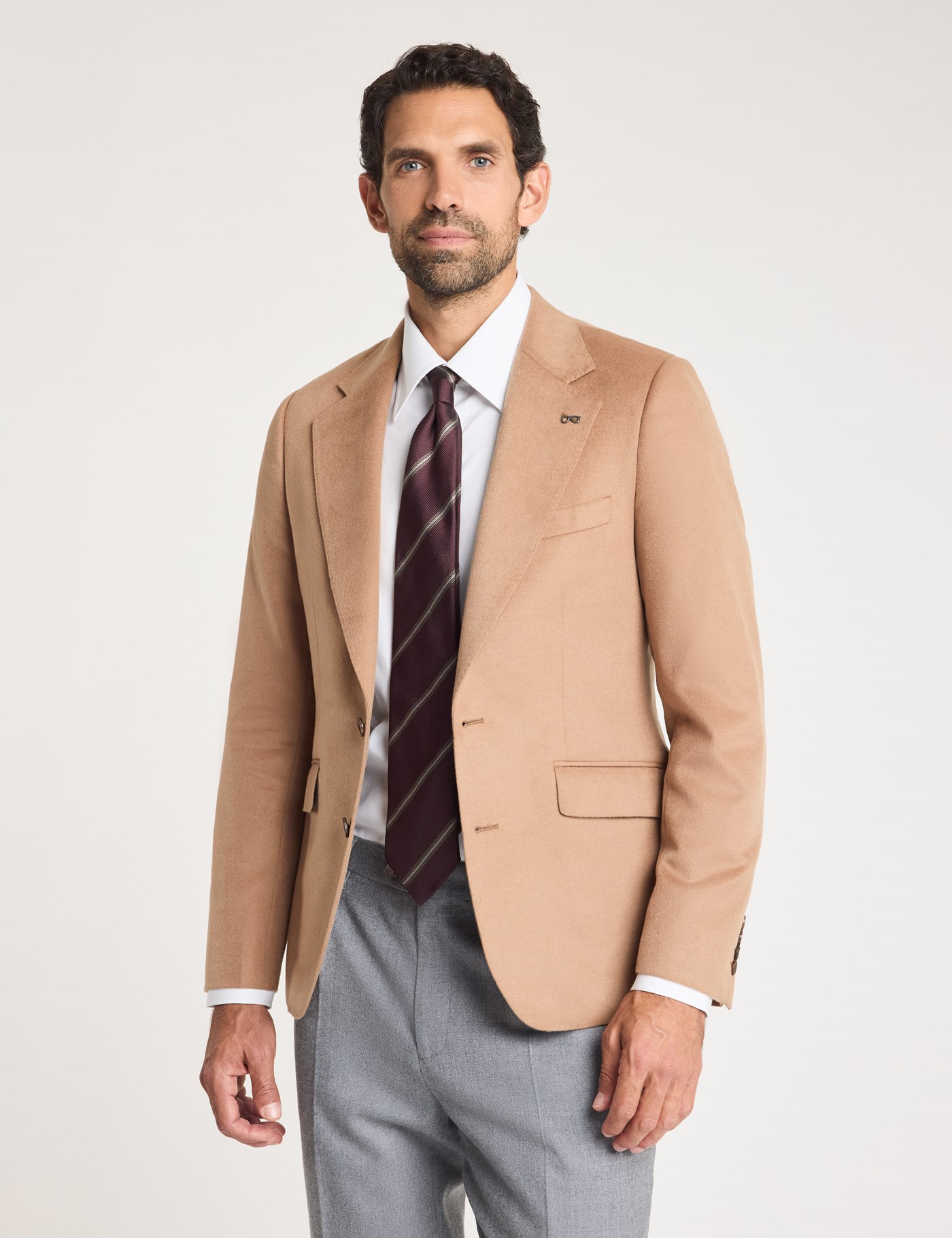 Hawes & Curtis Slim Camel Wool-Cashmere Blazer Size: 38 (EU 48)
