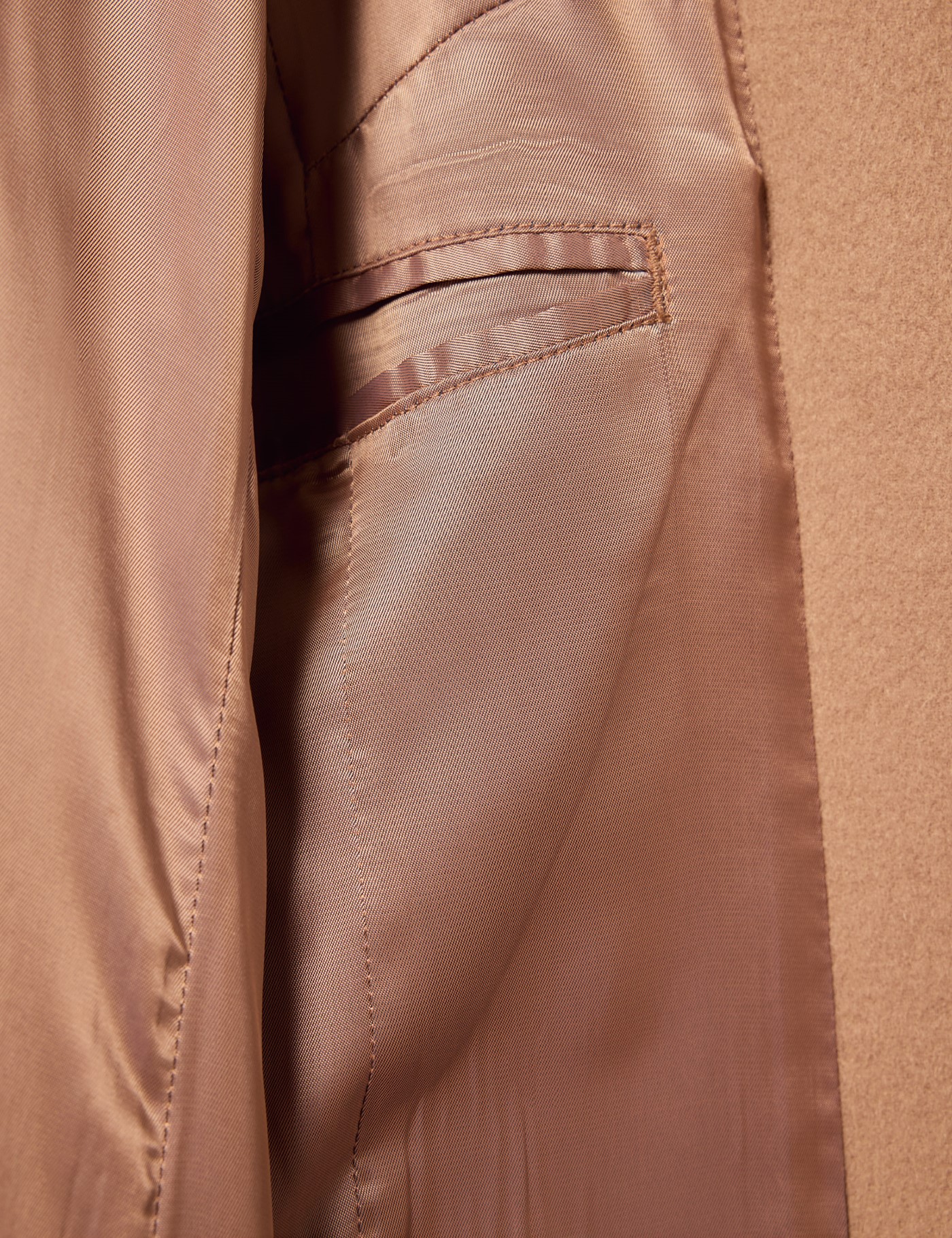 Hawes & Curtis Camel Overcoat Size: 6 image 4