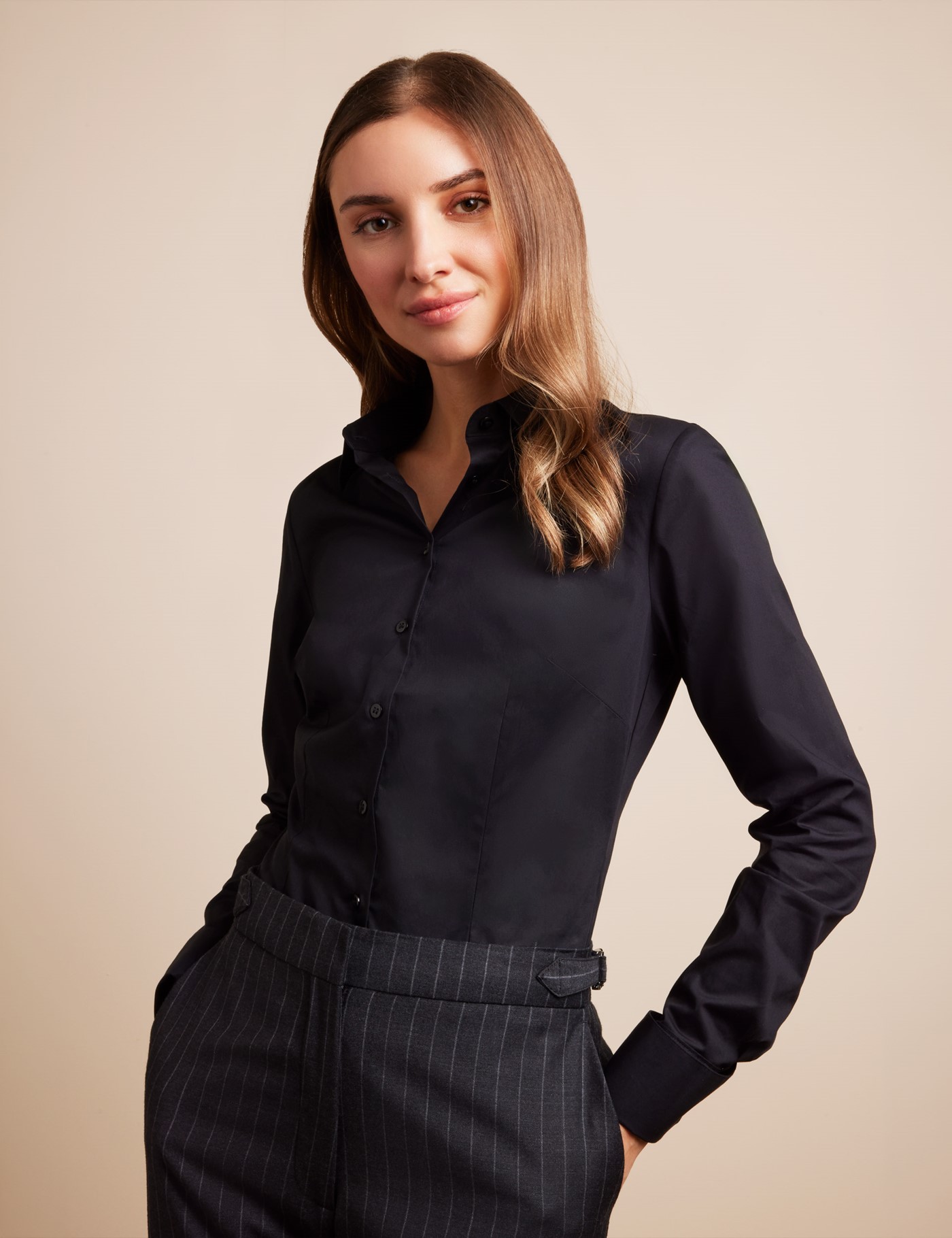 Hawes & Curtis Black Fitted Cotton Stretch Shirt | Double Cuff Size: 16 (UK 18)