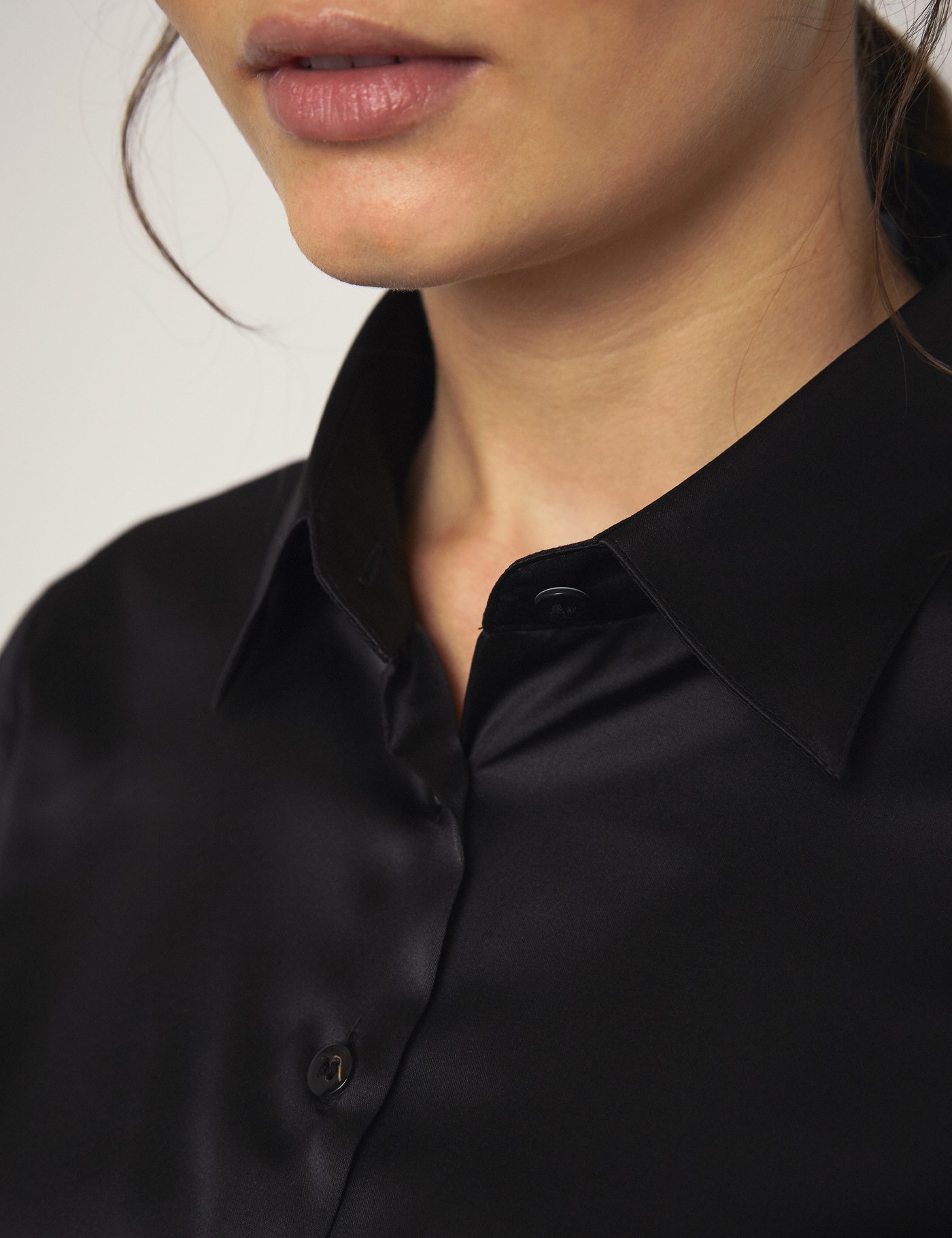 Women S Black Fitted Satin Shirt Double Cuff Hawes And Curtis