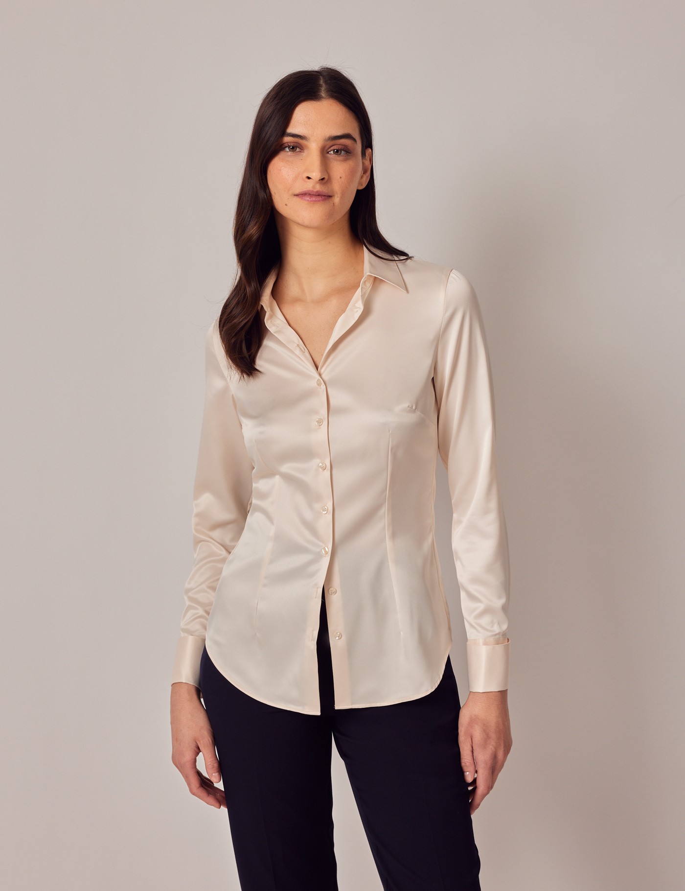 intellectueel Majestueus jukbeen Cream Fitted Satin Shirt - Double Cuffs | Hawes And Curtis