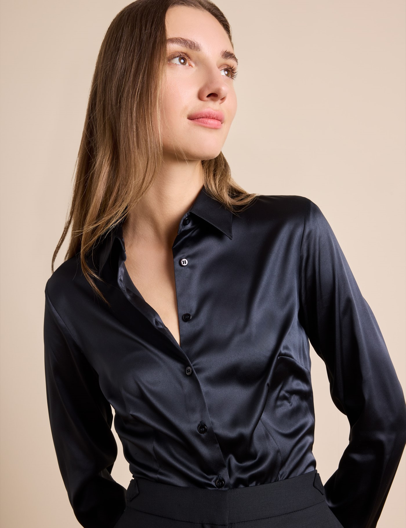 Hawes & Curtis Fitted Black Shirt Size: 4 (UK 6)