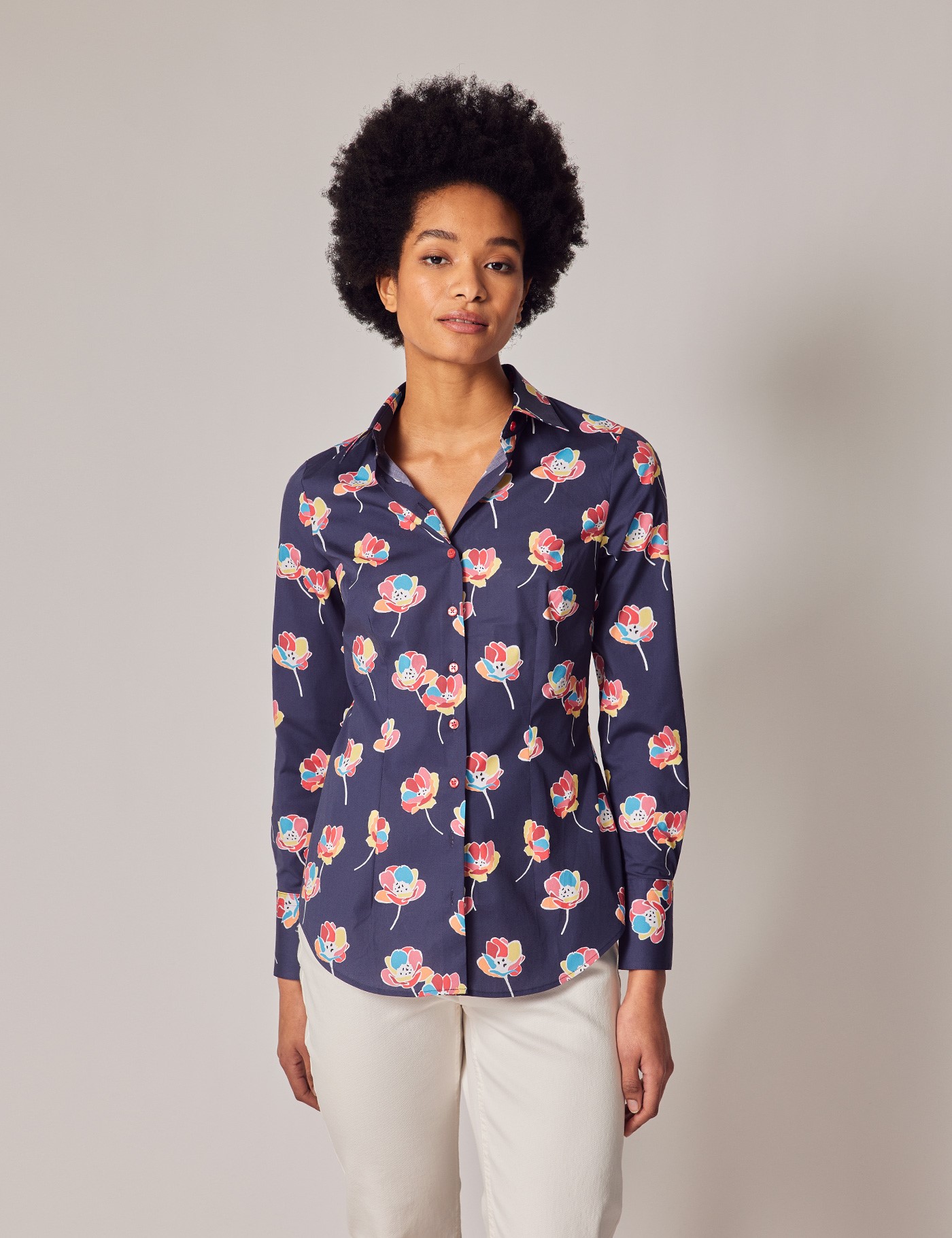 Graag gedaan Claire Medic Women's Navy & Pink Floral Print Fitted Cotton Stretch Shirt | Hawes &  Curtis