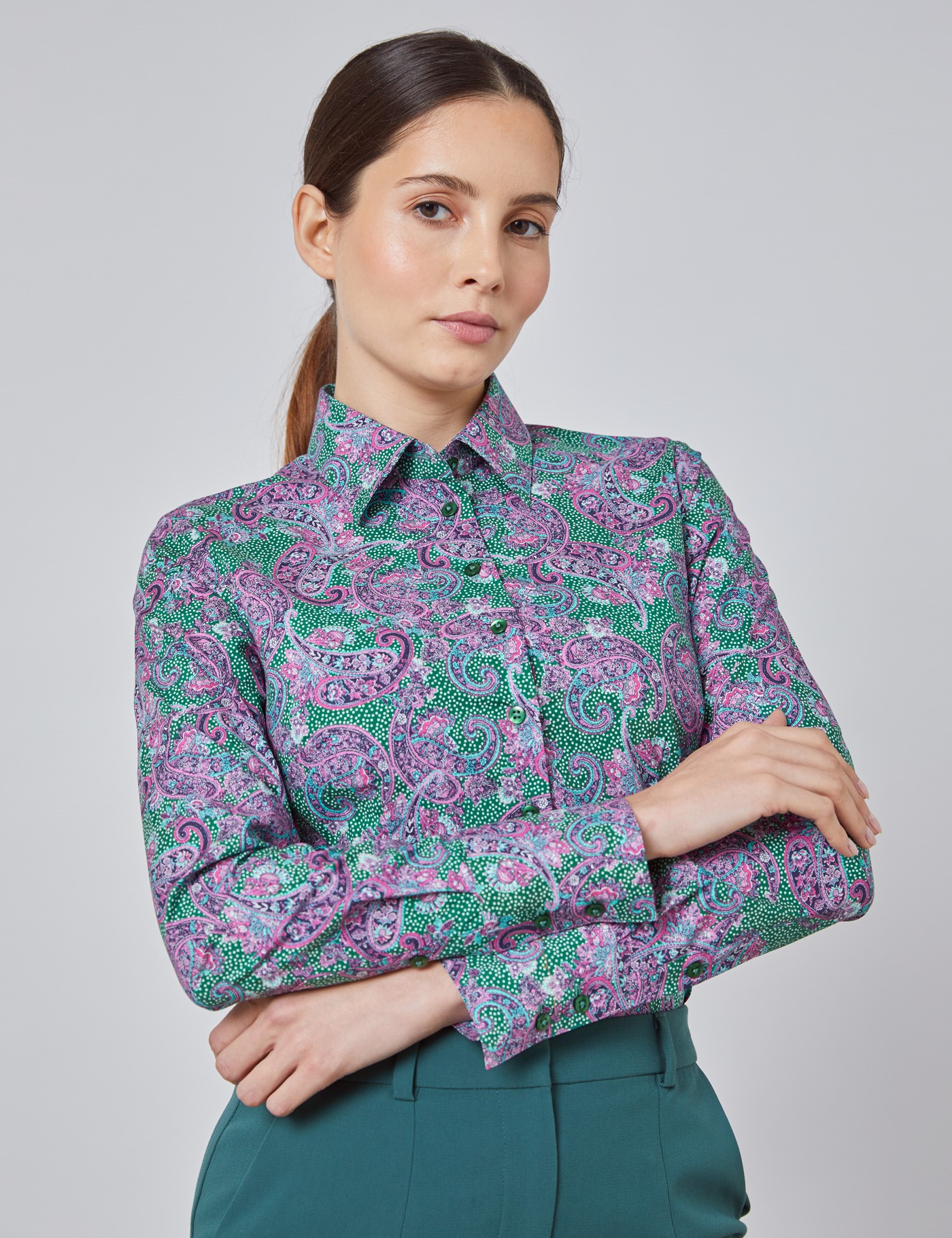 Image of Hawes & Curtis Women's Paisley Fitted Shirt in Green/Pink Size  Single Cuff