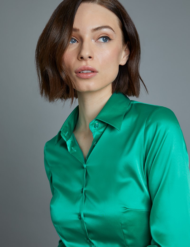 styling a satin shirt