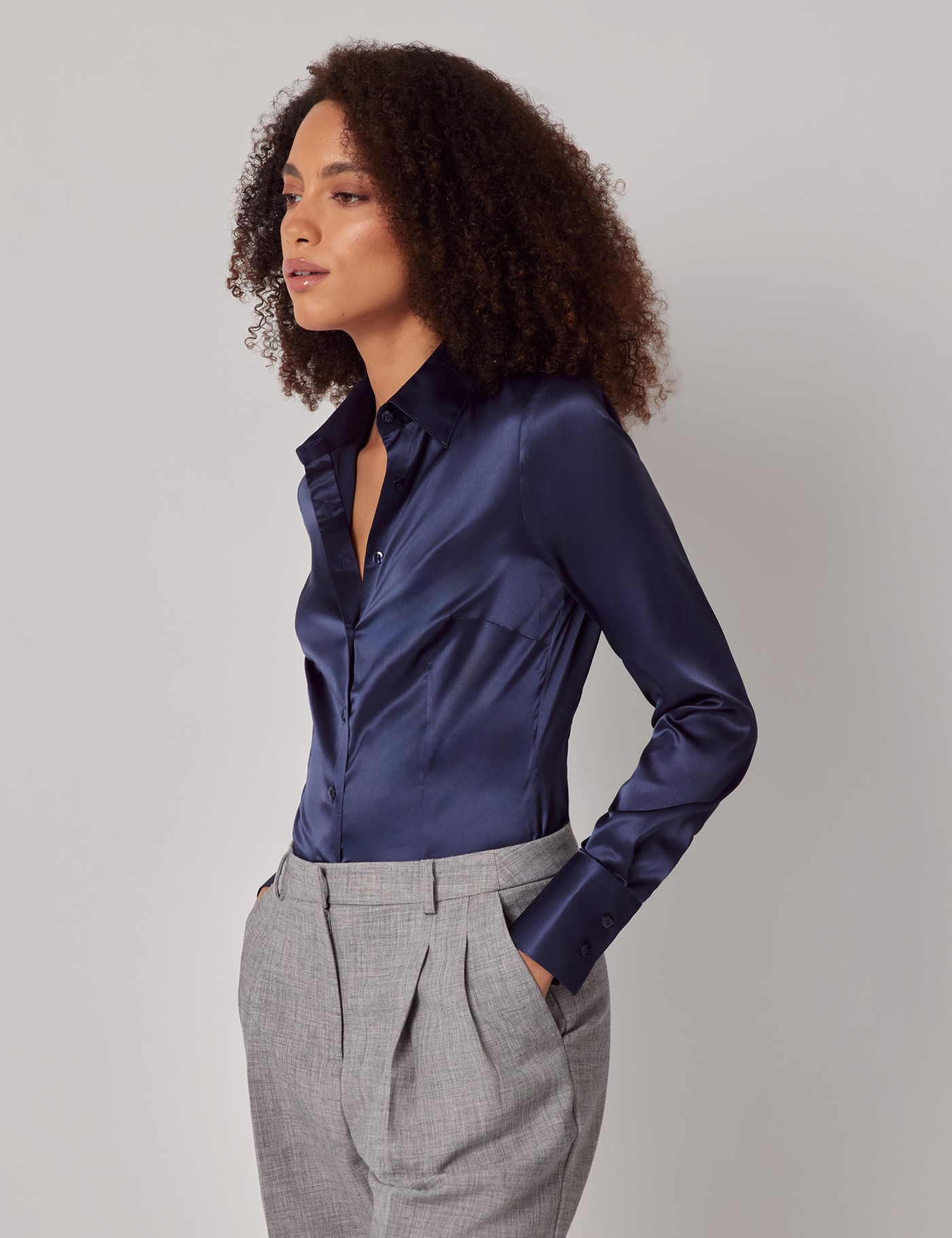 Hawes & Curtis Fitted Navy Shirt Size: 4 (UK 6)