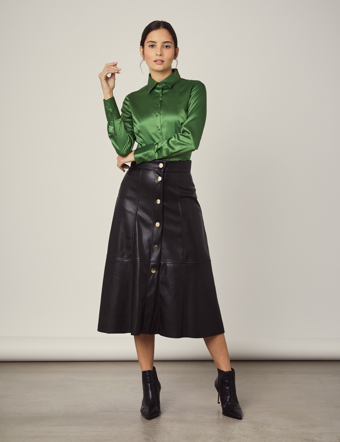 Women's Cactus Green Fitted Satin Shirt - Single Cuff | Hawes & Curtis