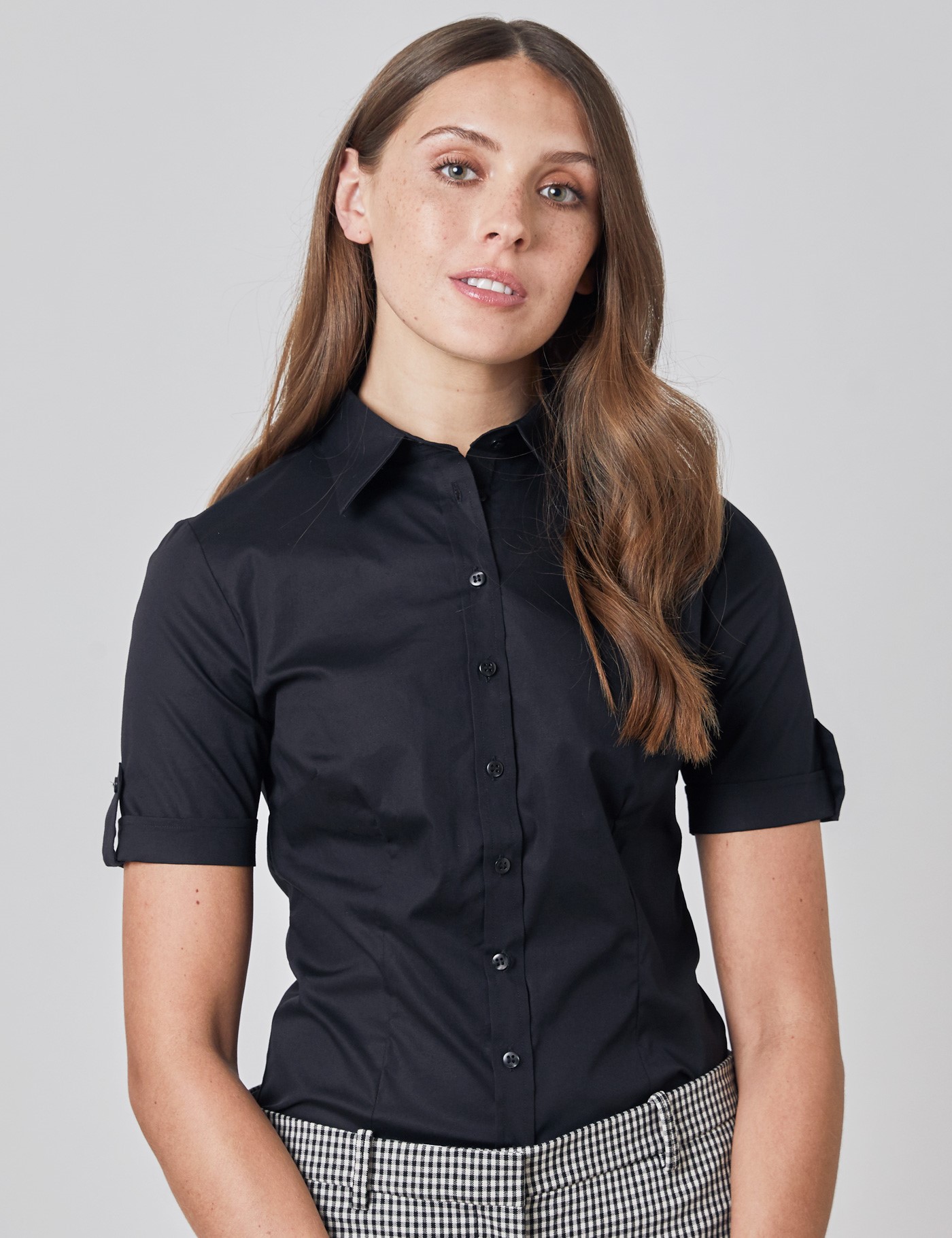 Women's Black Fitted Short Sleeve Shirt | Hawes & Curtis