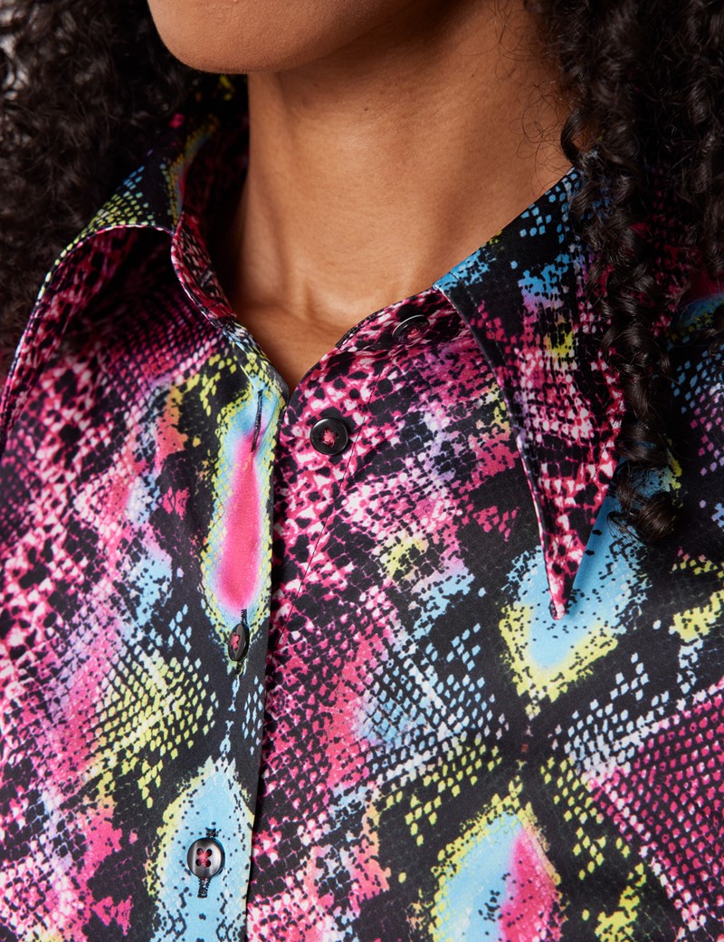 Women’s Black & Fuchsia Snake Print Vintage Collar Satin Fitted Blouse
