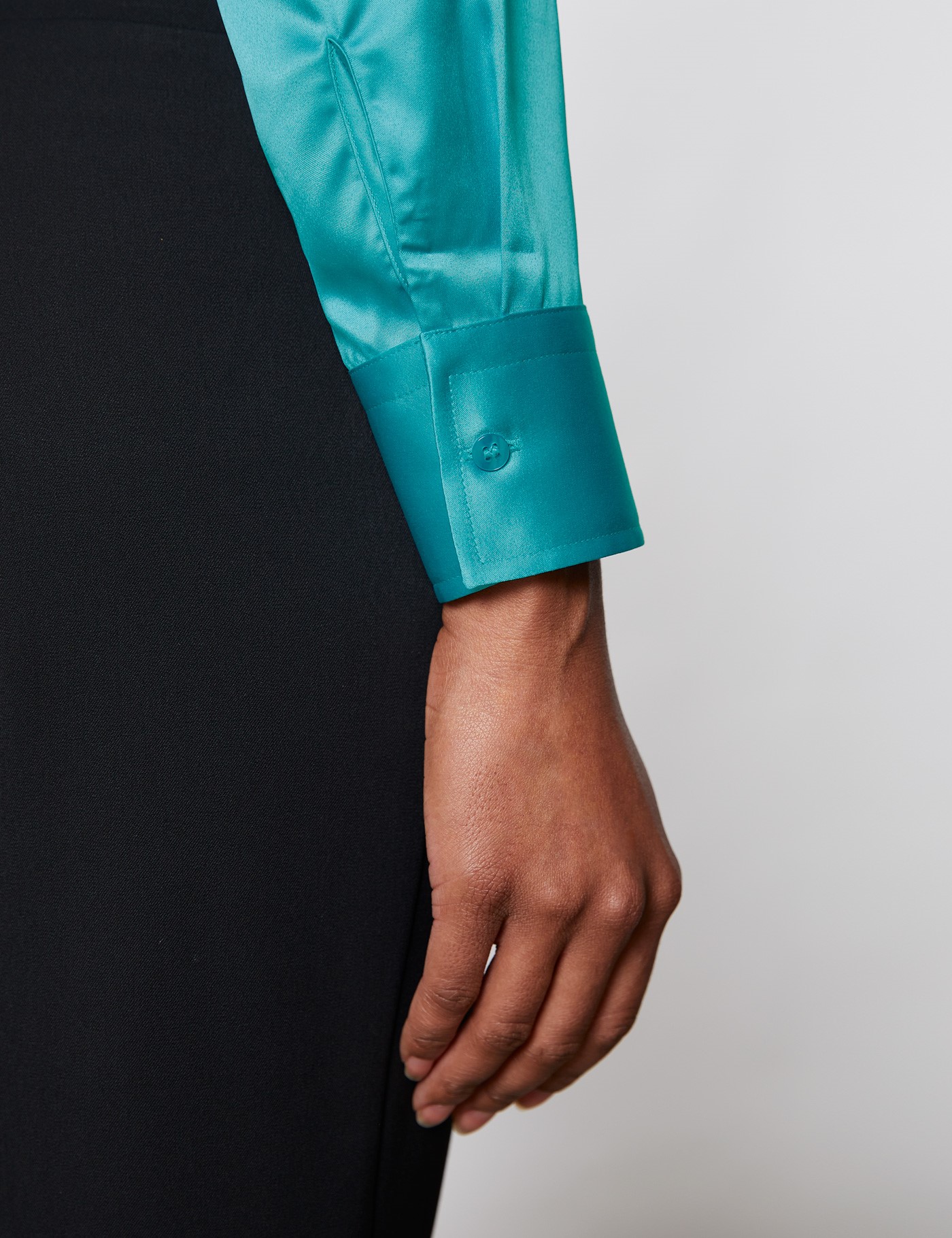 Satin Women's Fitted Blouse with Vintage Collar in Aqua Hawes & Curtis