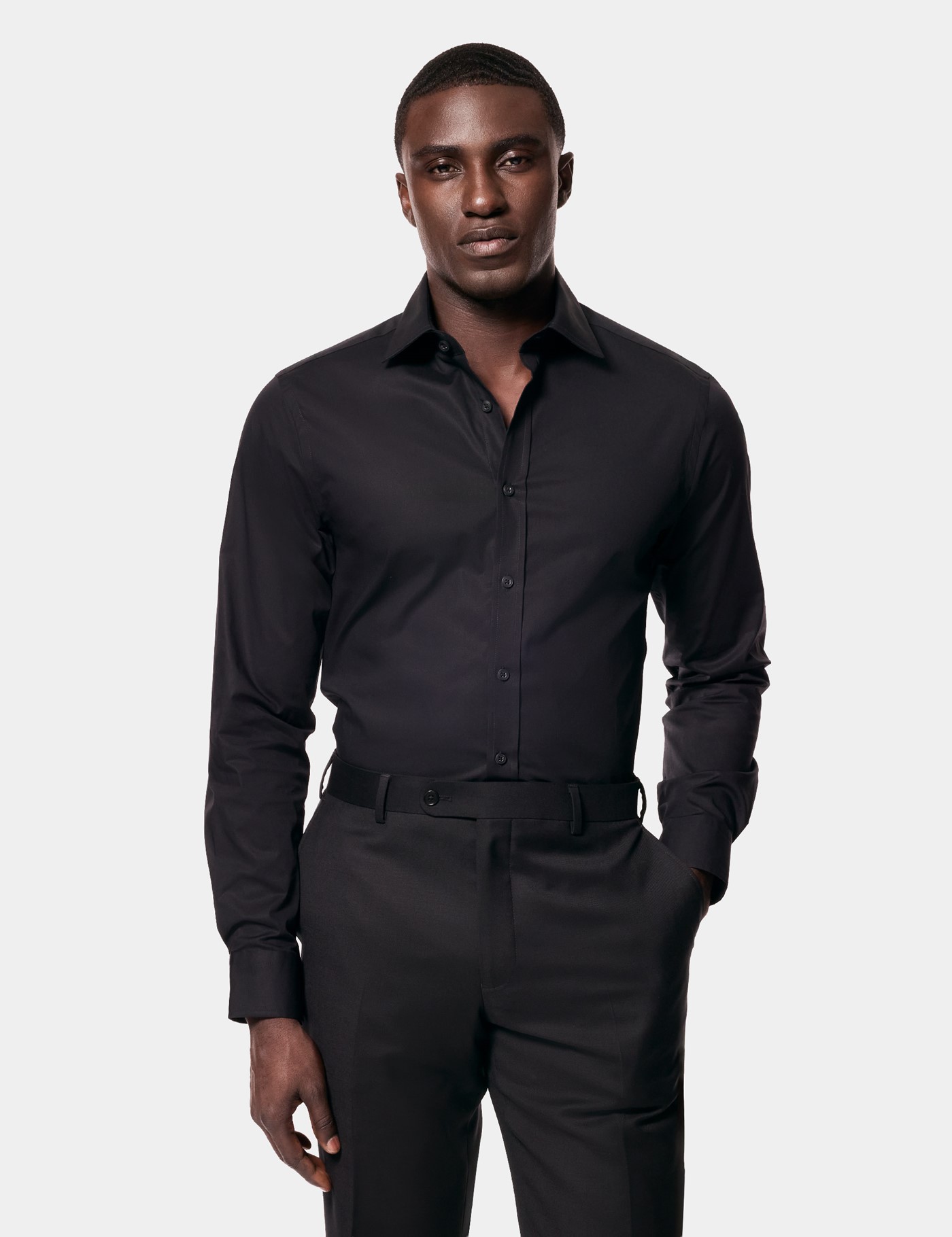 Hawes & Curtis Fitted Slim Black Shirt Size: 16" collar, 36" sleeve
