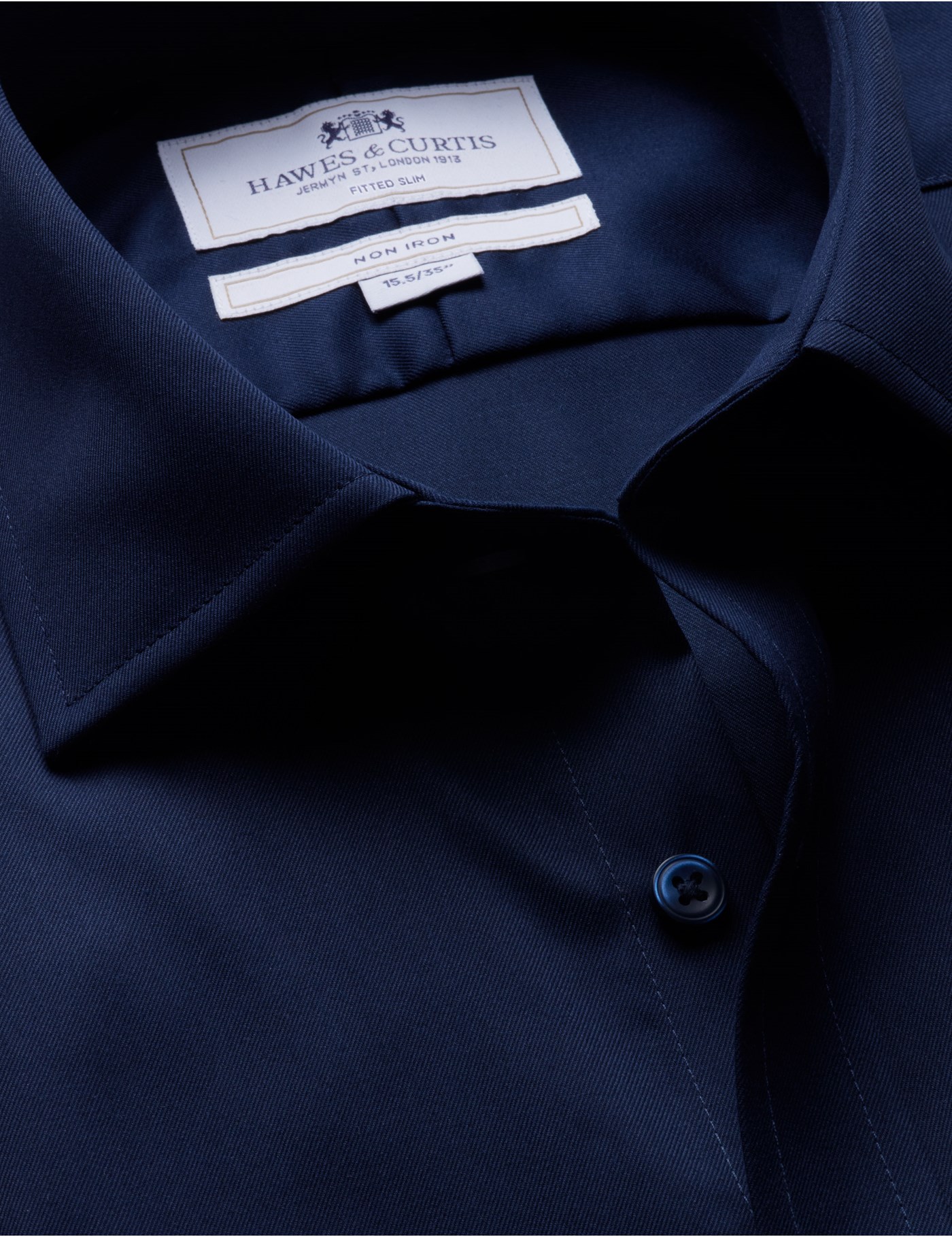 Hawes & Curtis Fitted Slim Navy Twill Non-Iron Shirt Size: 14.5" collar, 33" sleeve