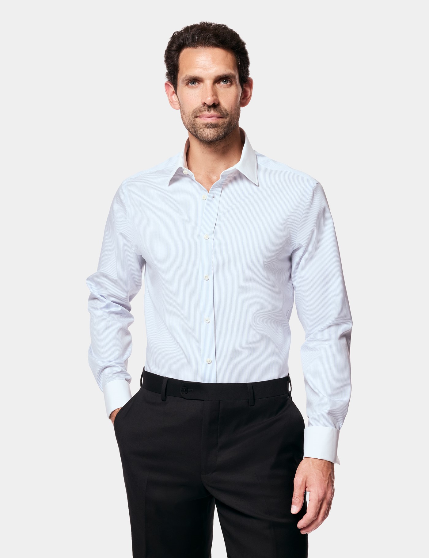Hawes & Curtis Fitted Slim Blue & White Fine Stripe Non-Iron Shirt | Contrast Detail Size: 15" collar, 35" sleeve
