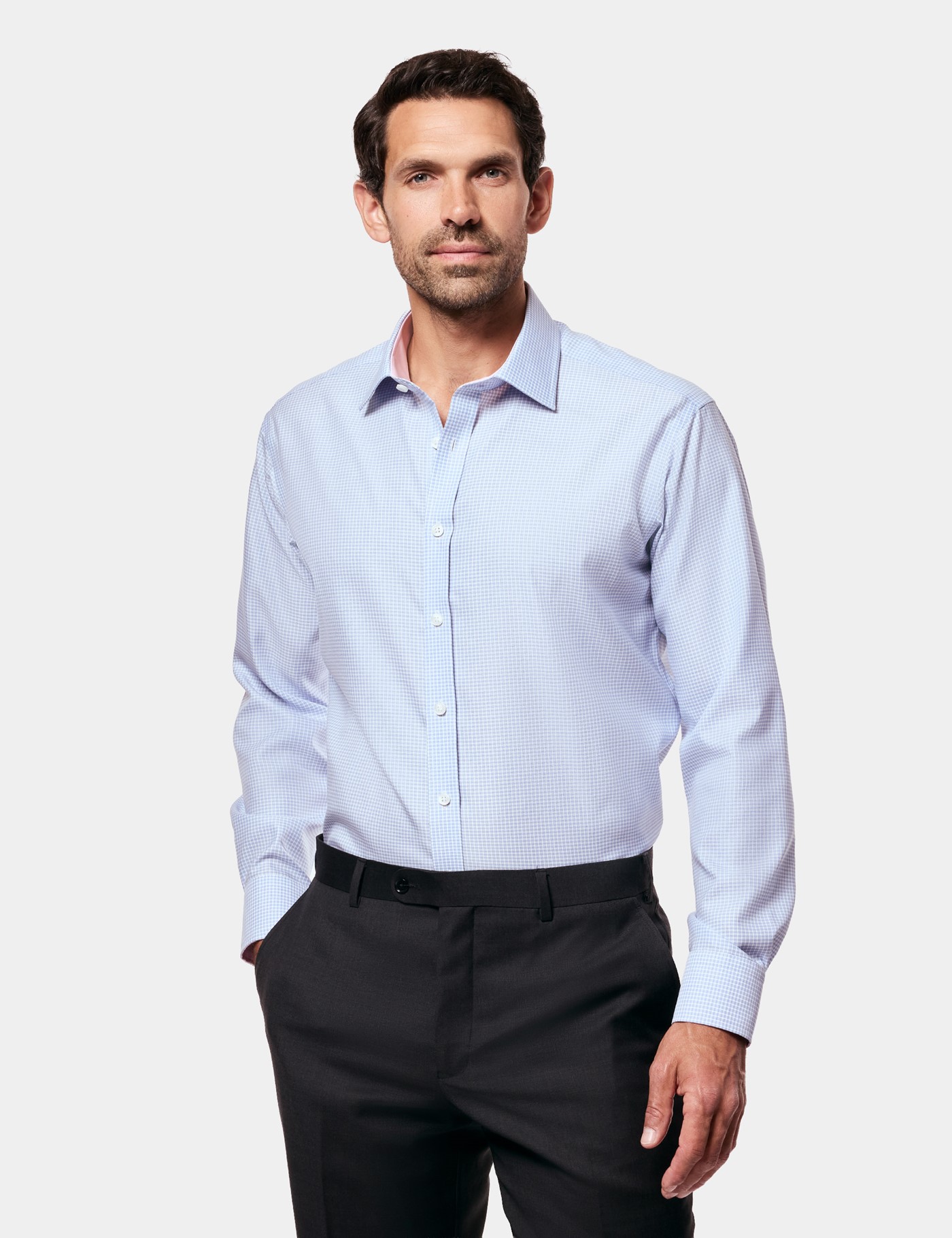 Hawes & Curtis Fitted Slim Blue & White Mini Check Non-Iron Shirt | Contrast Detail Size: 18" collar, 37" sleeve