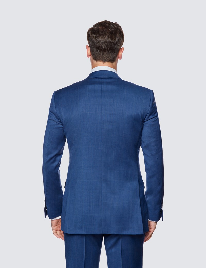 contrast with blue suit