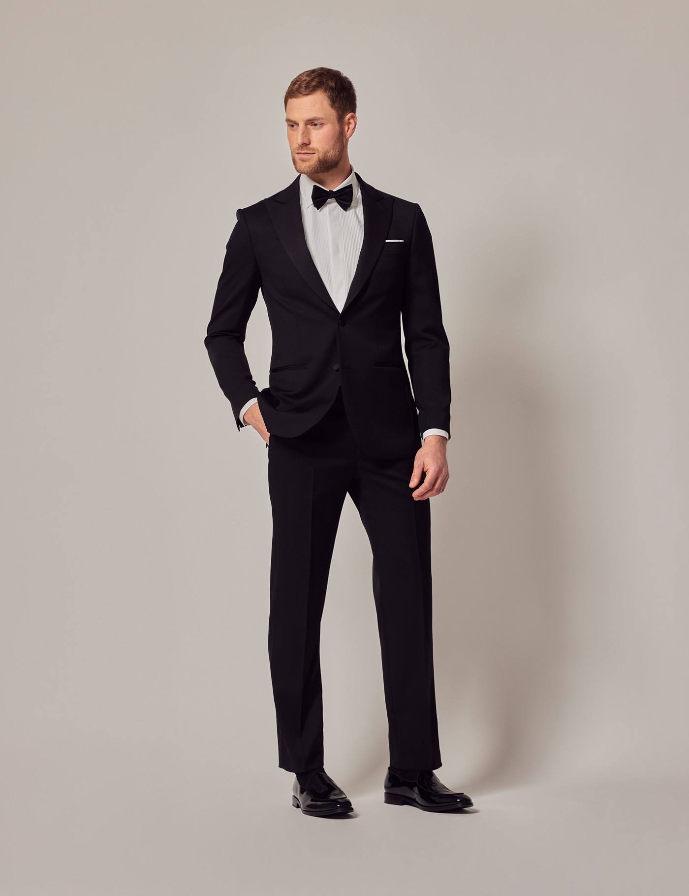 Men's Black Tailored Fit Dinner Suit - 1913 Collection | Hawes & Curtis