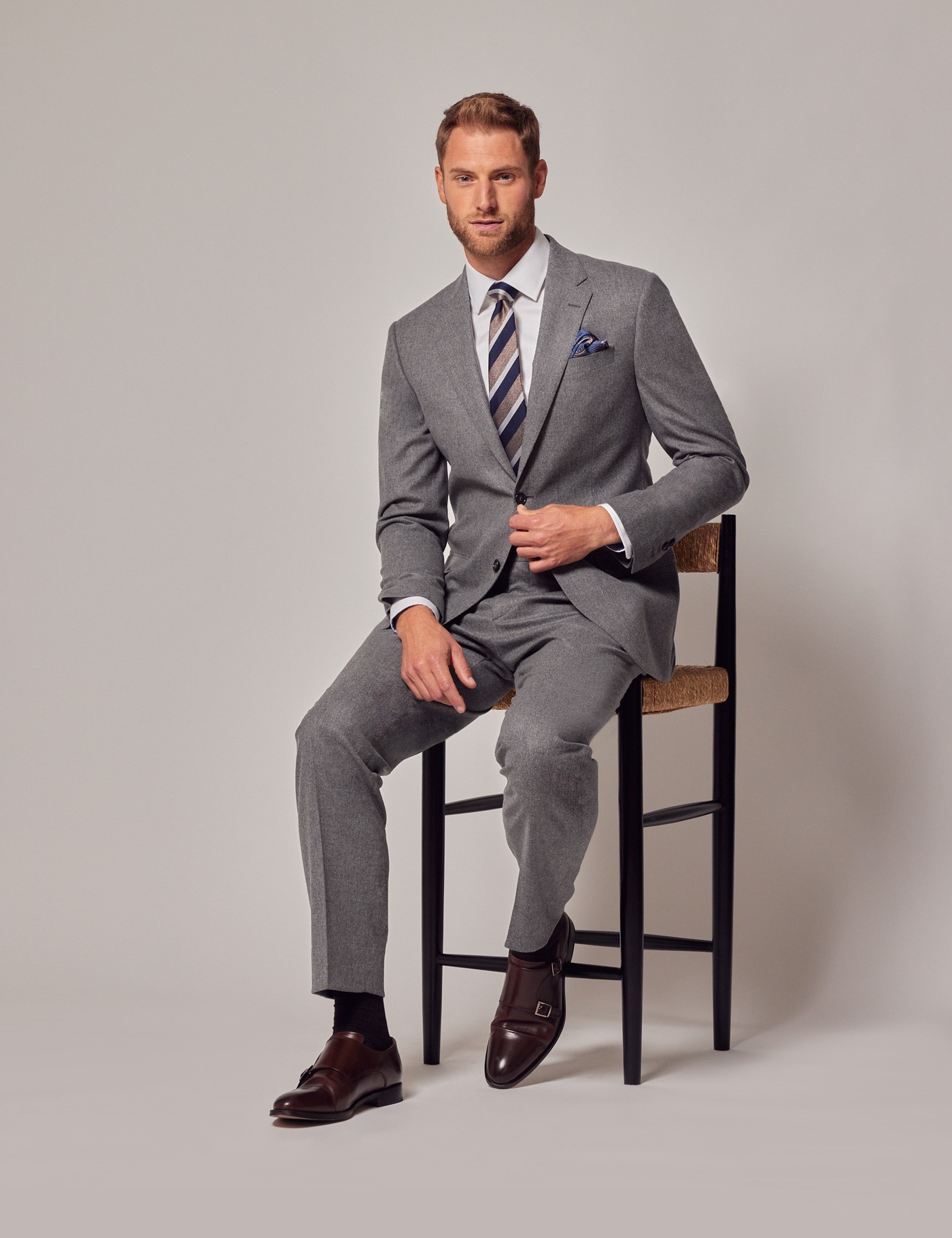 Men's Grey Tailored Flannel Suit - 1913 Collection | Hawes & Curtis