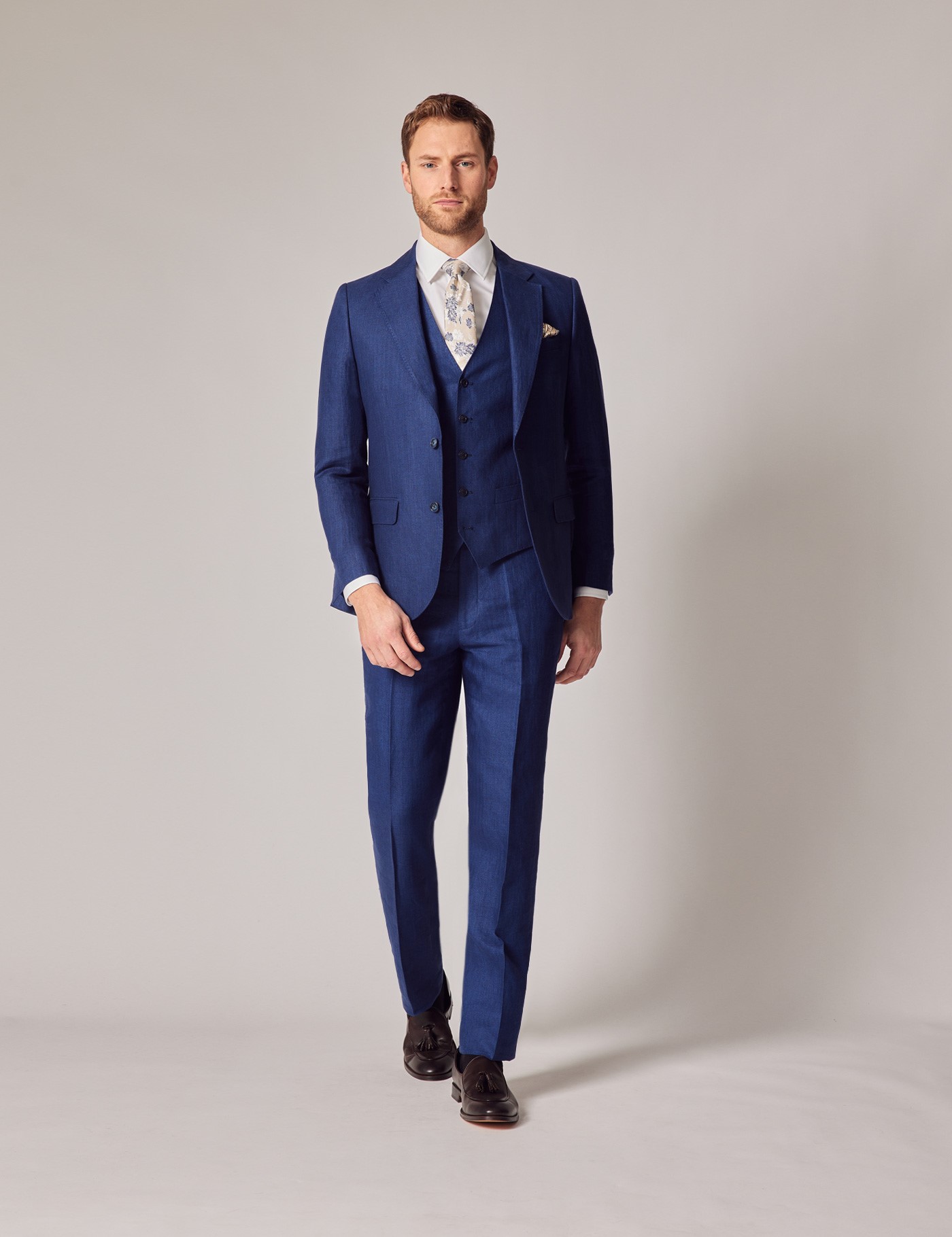 Light Blue Herringbone Linen Tailored Italian Suit - 1913 Collection