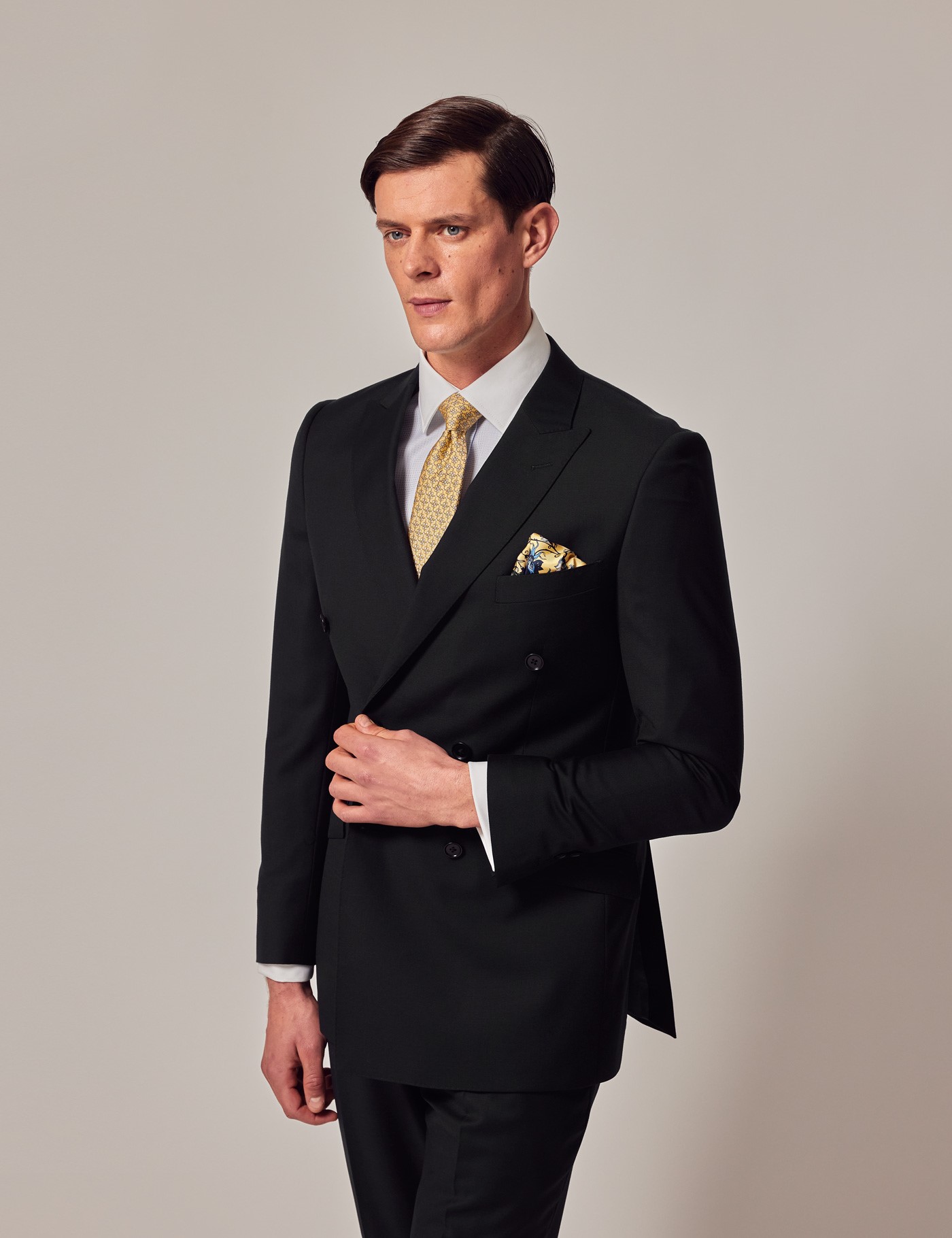 Abner Stylish Black Double Breasted Slim Fit Tailored Men Suit with Shawl Lapel