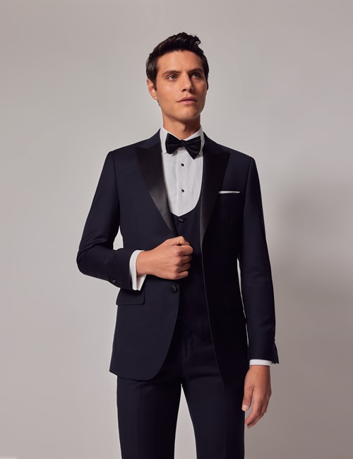 Buy Men's Suits Online - Hawes & Curtis