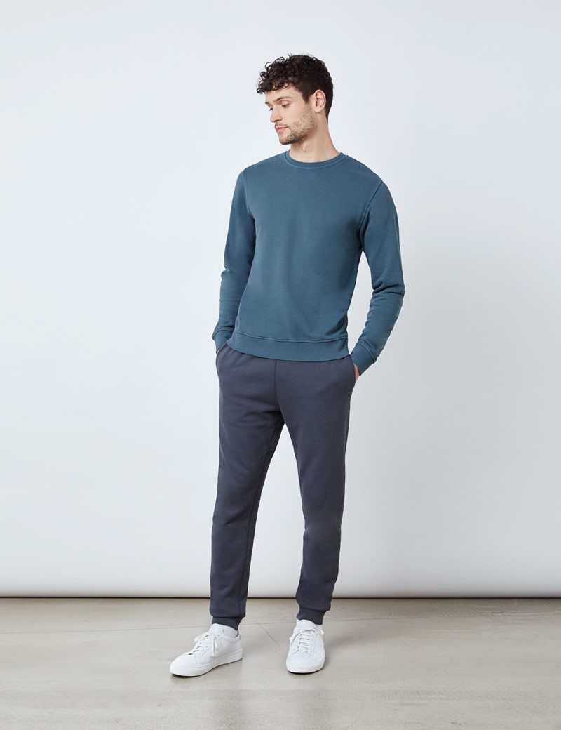 Rundhals Lounge Sweatshirt – Garment Dye – Bio-Baumwolle – Azurblau