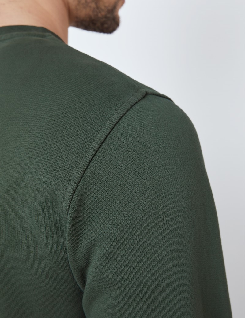 Rundhals Lounge Sweatshirt – Garment Dye – Bio-Baumwolle – Grün