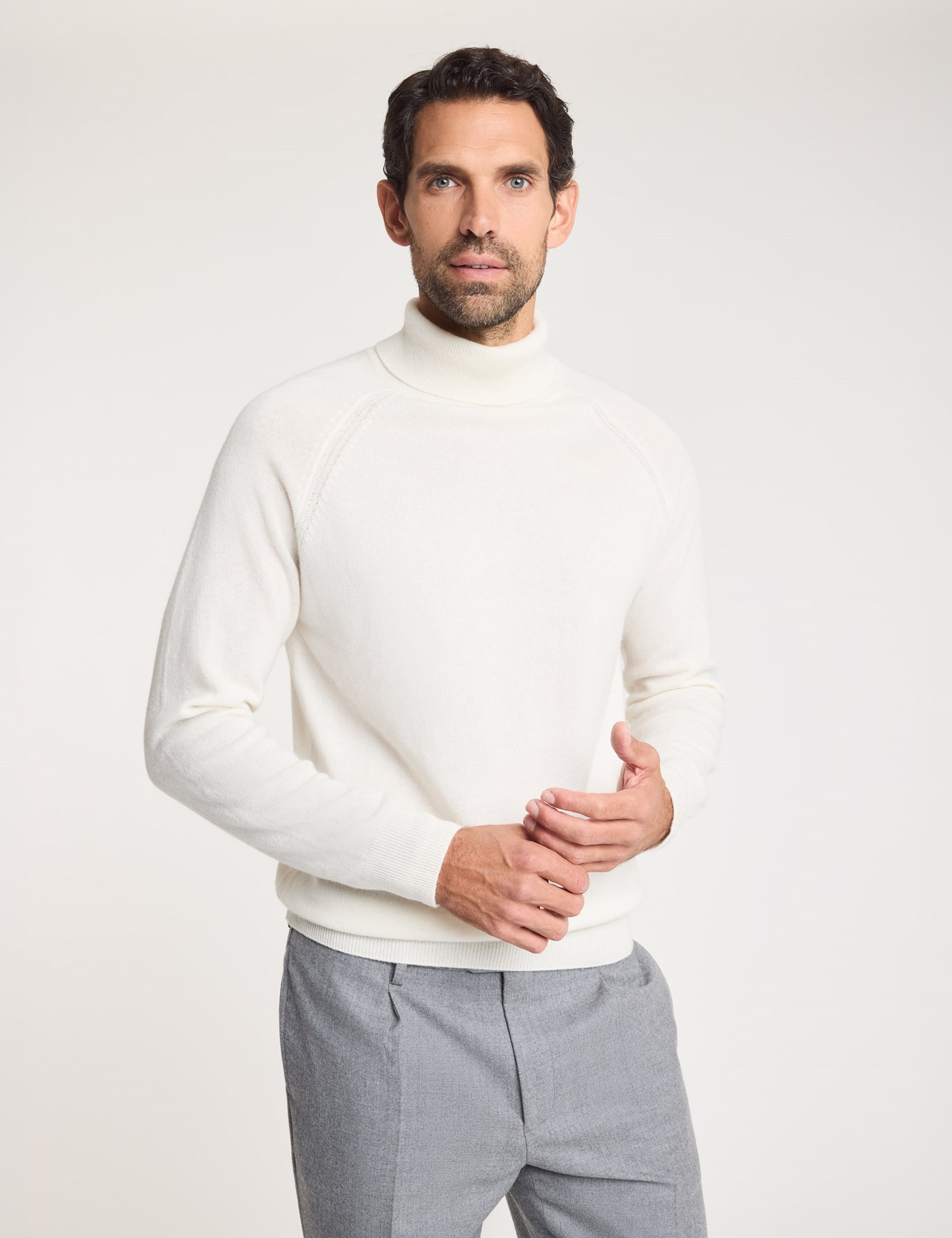 Hawes & Curtis Ecru Pure Cashmere Roll Neck Jumper Size: Large