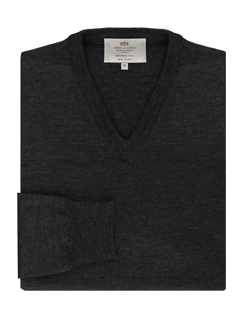 Men's Charcoal Slim Fit V-Neck Merino Wool Sweater | Hawes & Curtis