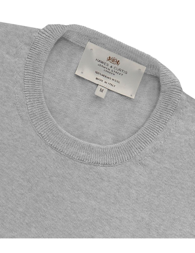 Men's Silver Grey Slim Fit Round Neck Merino Wool Sweater | Hawes & Curtis