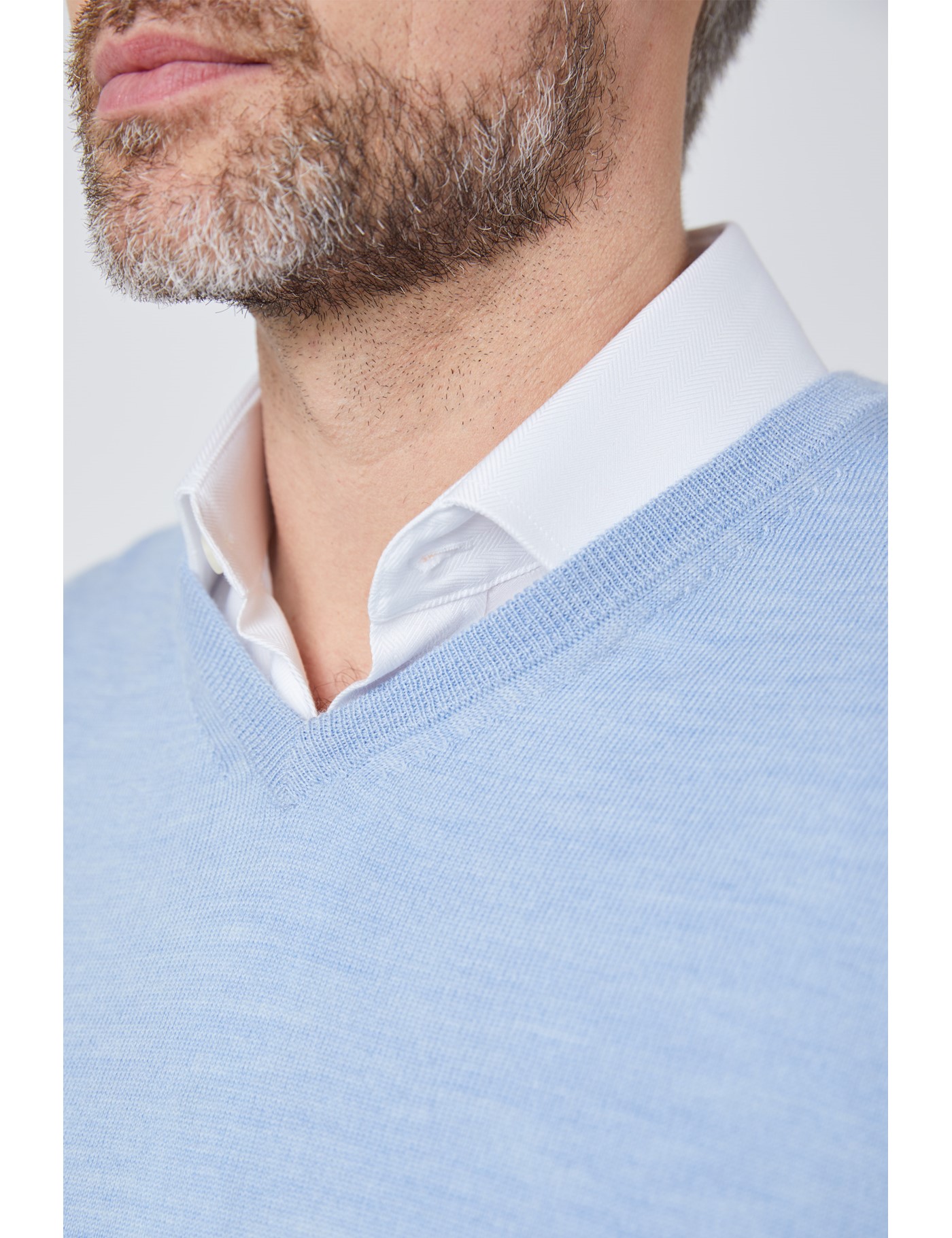 Men's Light Blue VNeck Merino Wool Jumper Slim Fit Hawes & Curtis