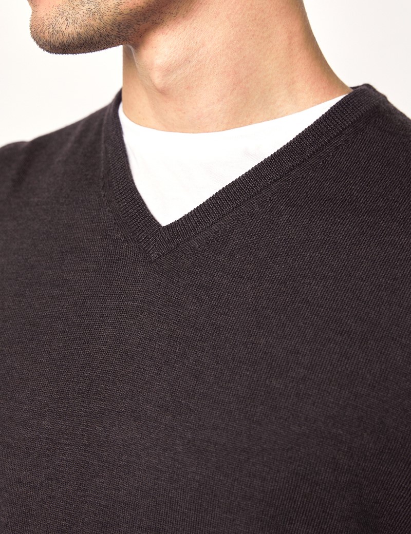 Men's Brown V-Neck Merino Wool Jumper - Slim Fit