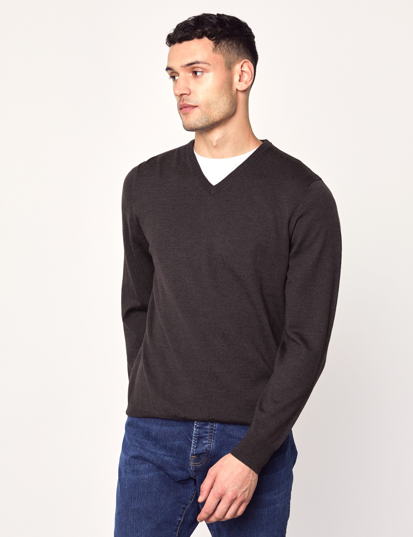 Men's Brown V-Neck Merino Wool Sweater - Slim Fit | Hawes & Curtis